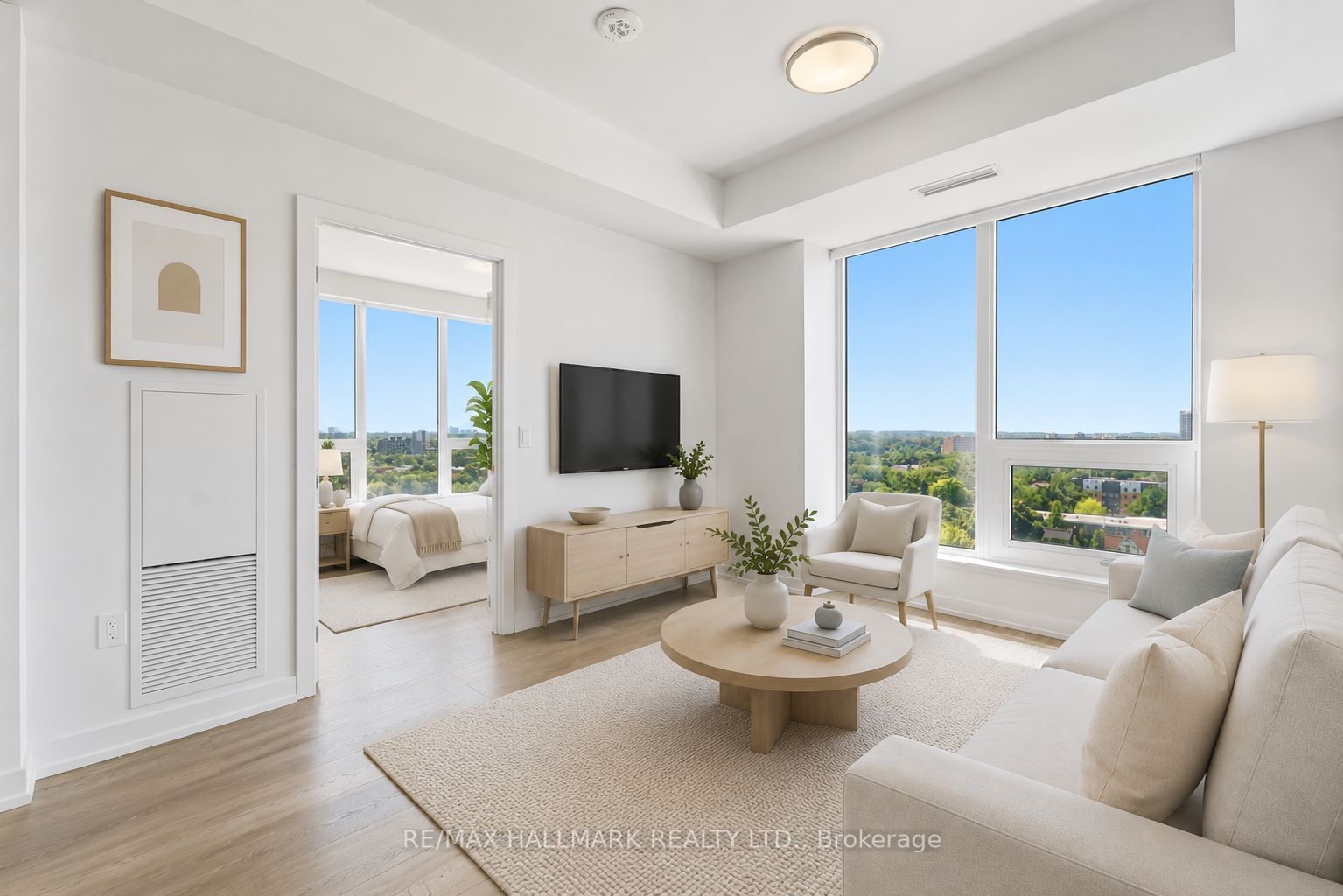 5 Wellington Street S 1406