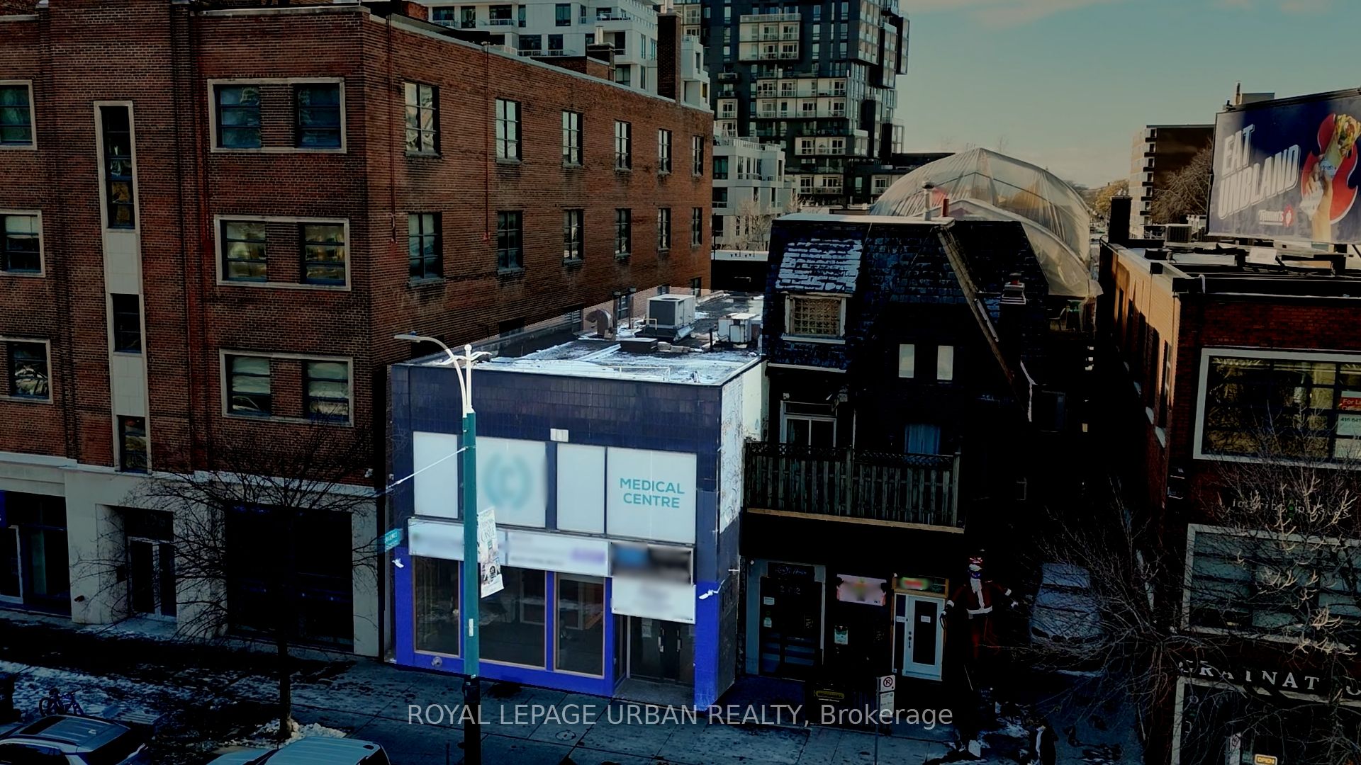 200 Spadina Avenue
