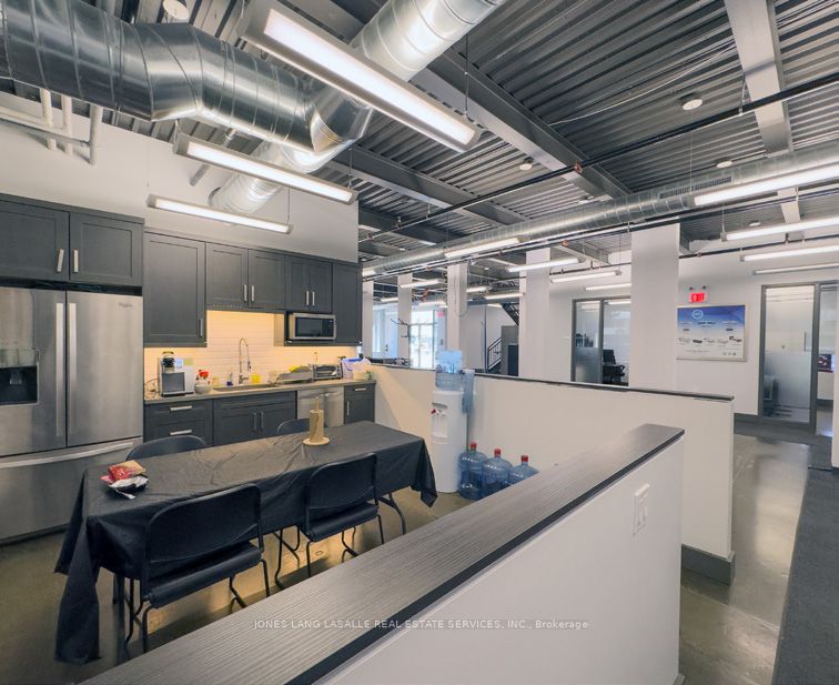 9099 Leslie Street D