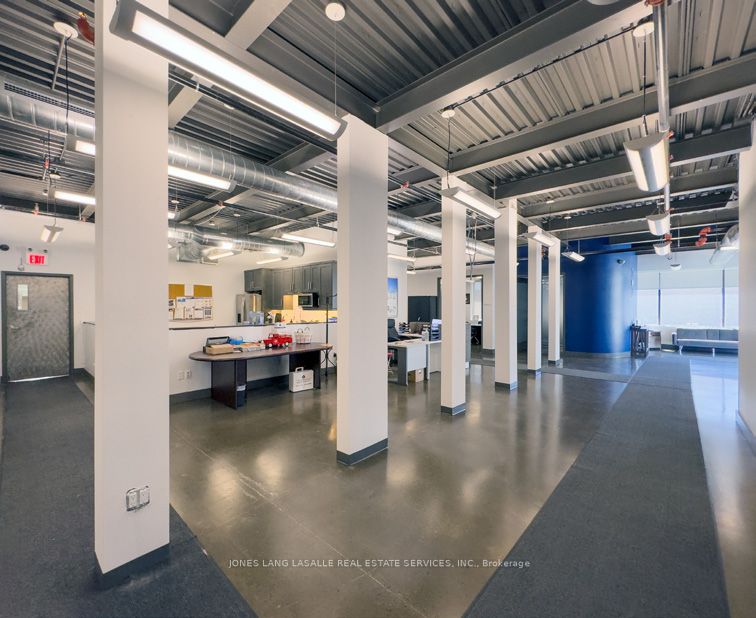 9099 Leslie Street D