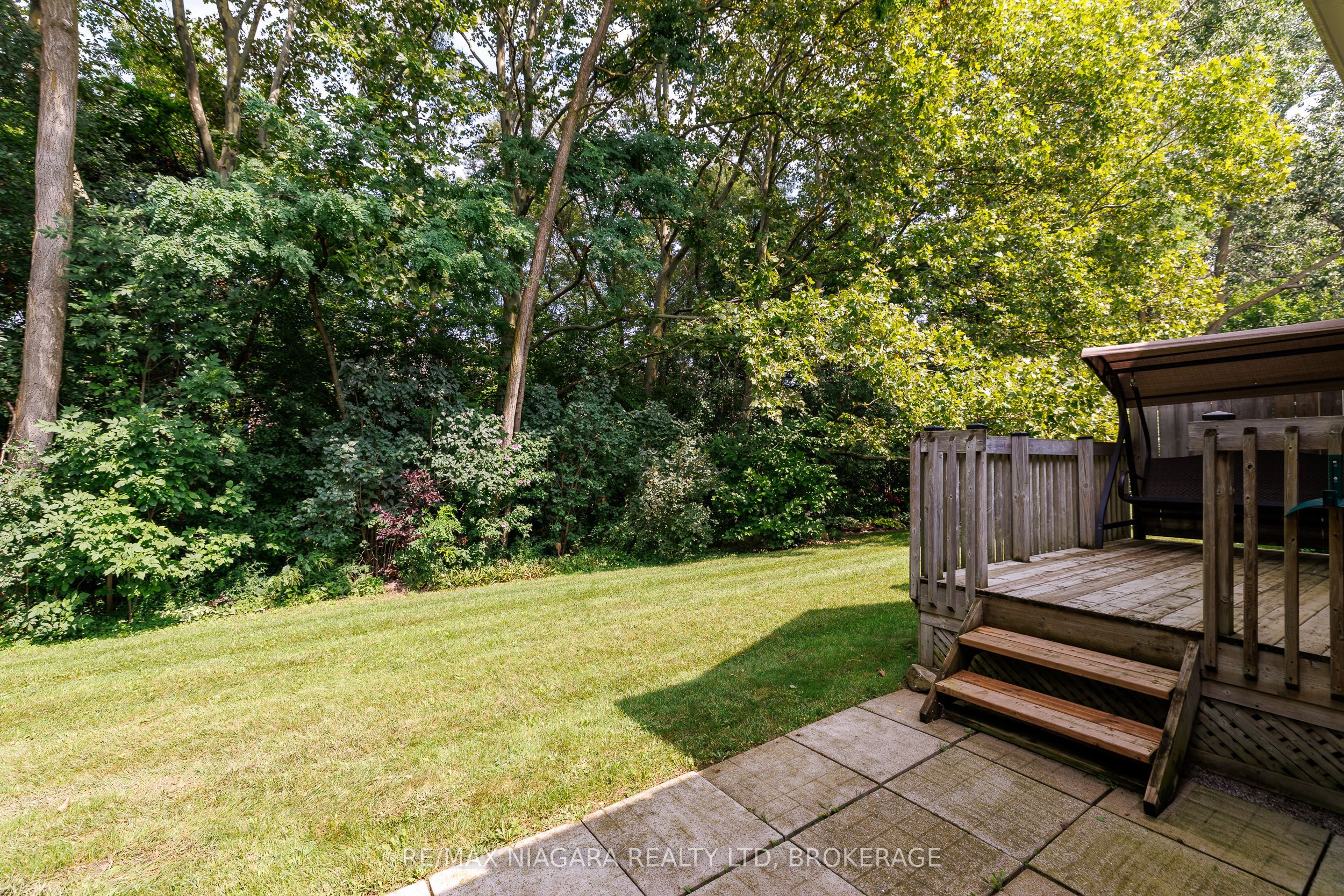 3300 Montrose Road 8