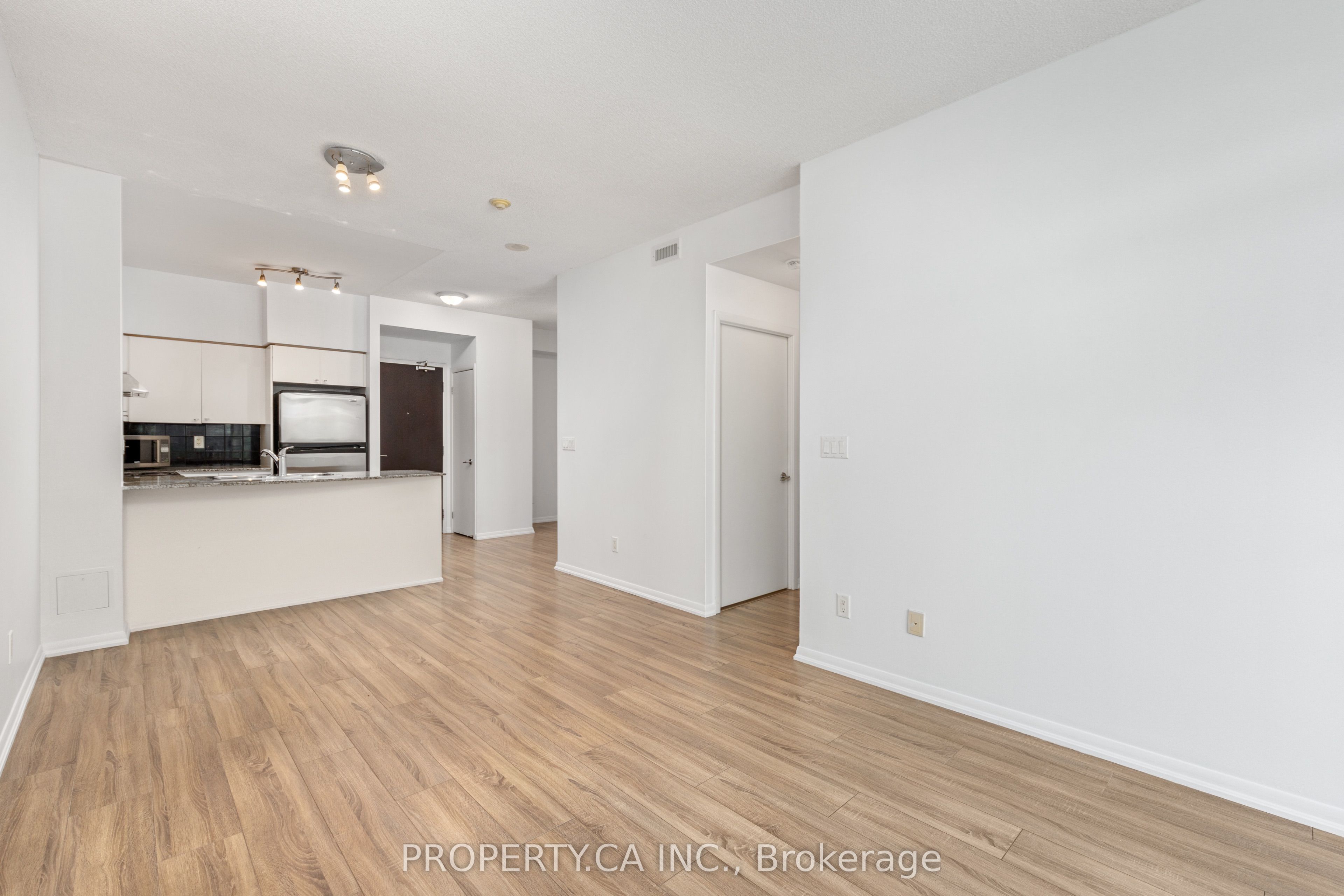 231 Fort York Boulevard 223