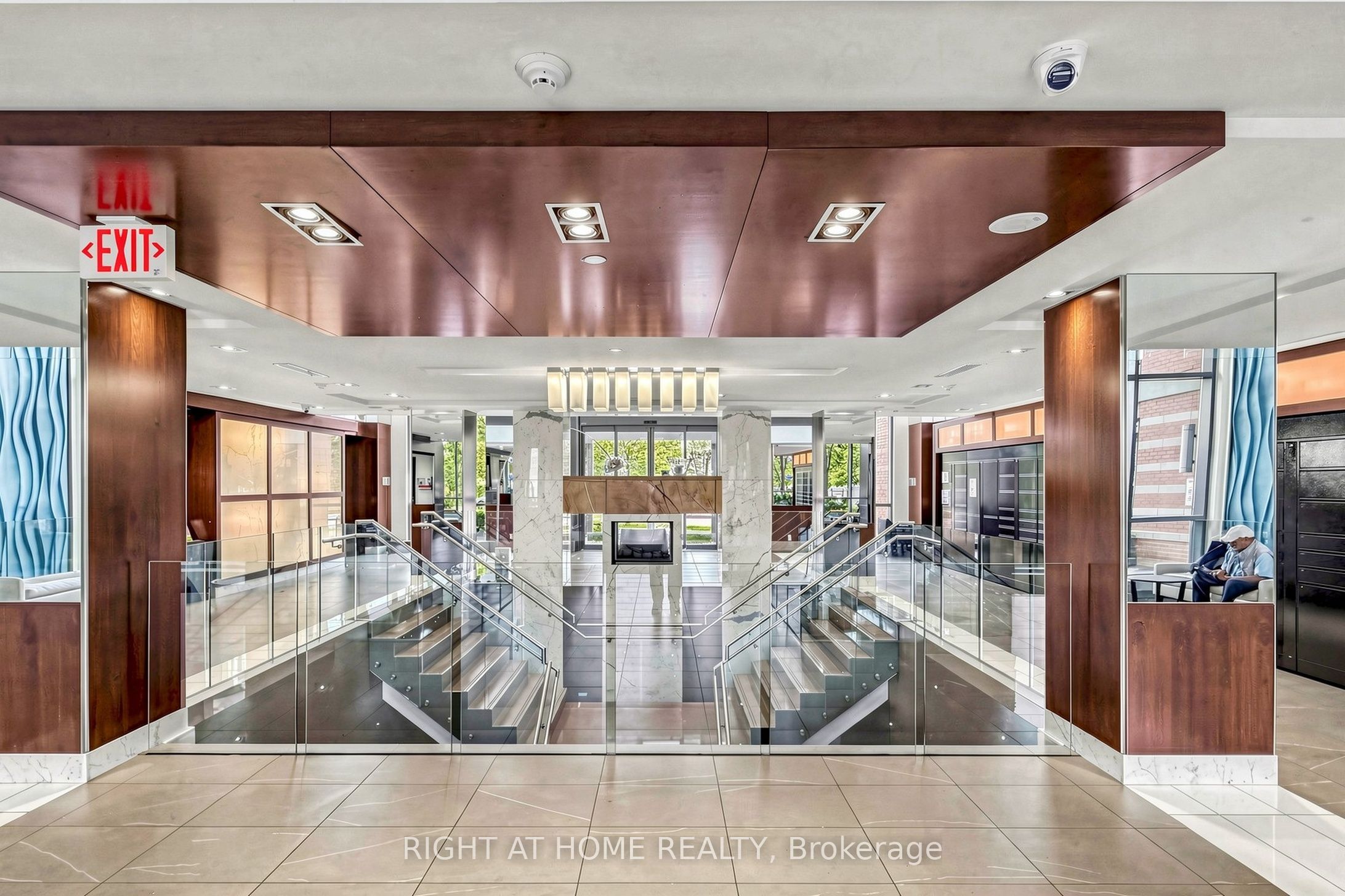 225 Sherway Gardens Road 109