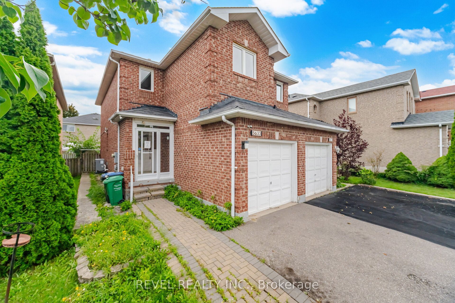 5633 Cortina Crescent