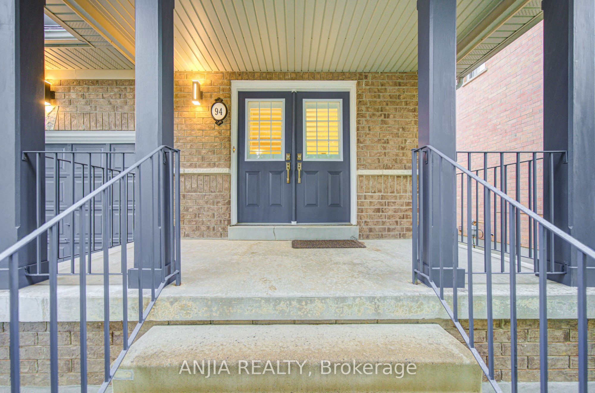 94 Cynthia Jean Street