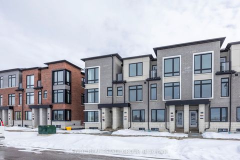 16 Pluto Way Whitby ON L1M 0M7