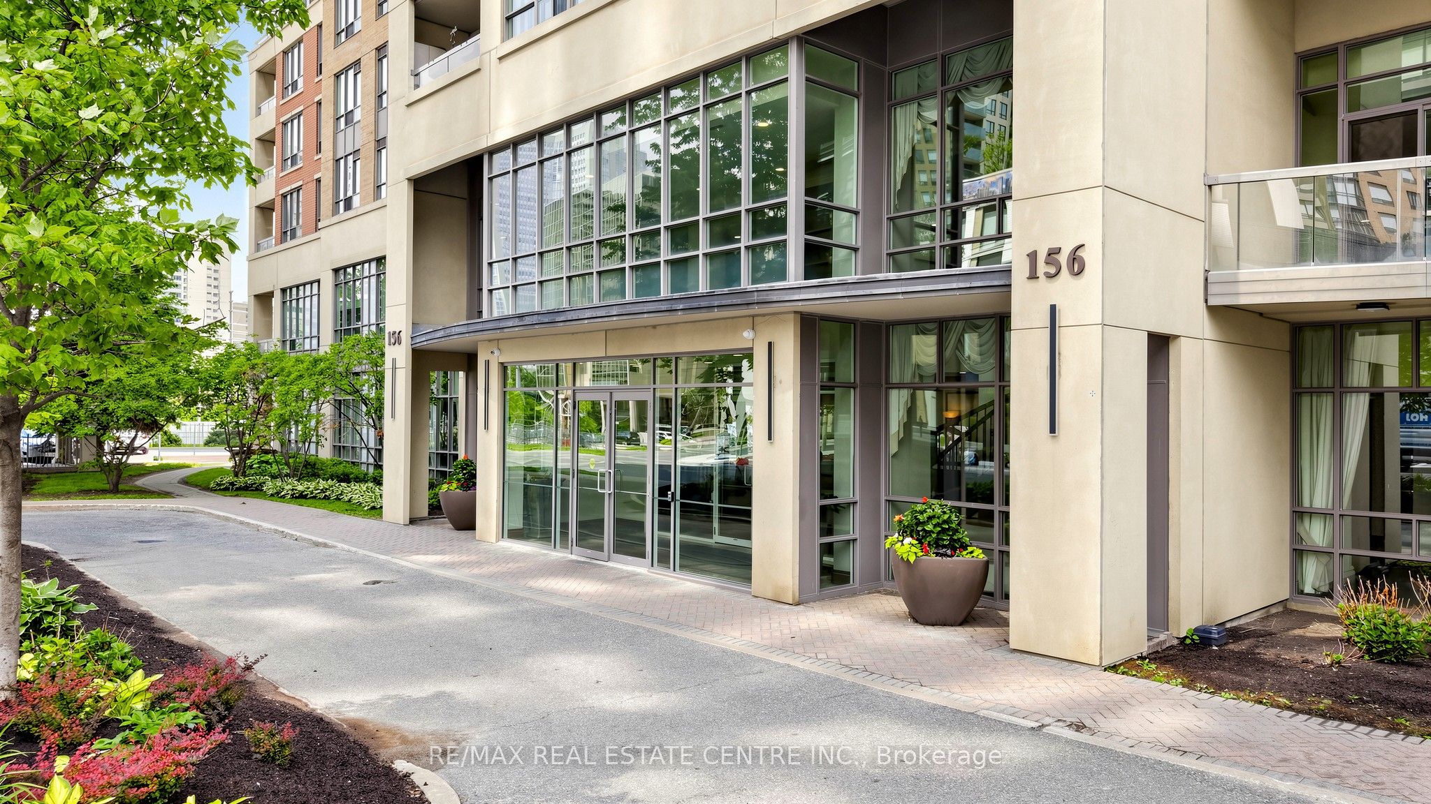 156 Enfield Place 310