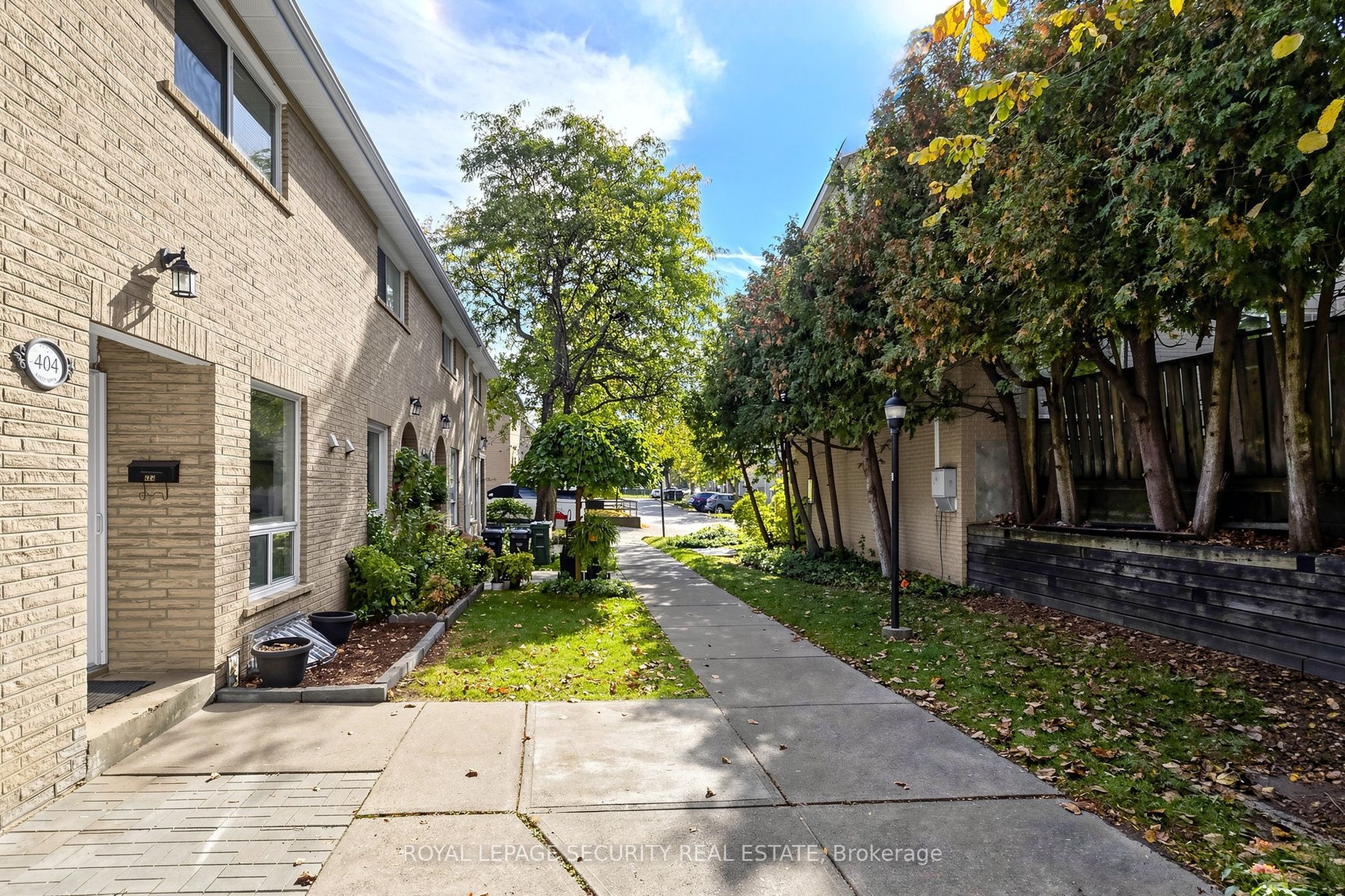 15 Liszt Gate 404