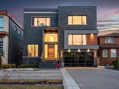 127 Elgin Mills Road W Richmond Hill ON L4C 4M1
