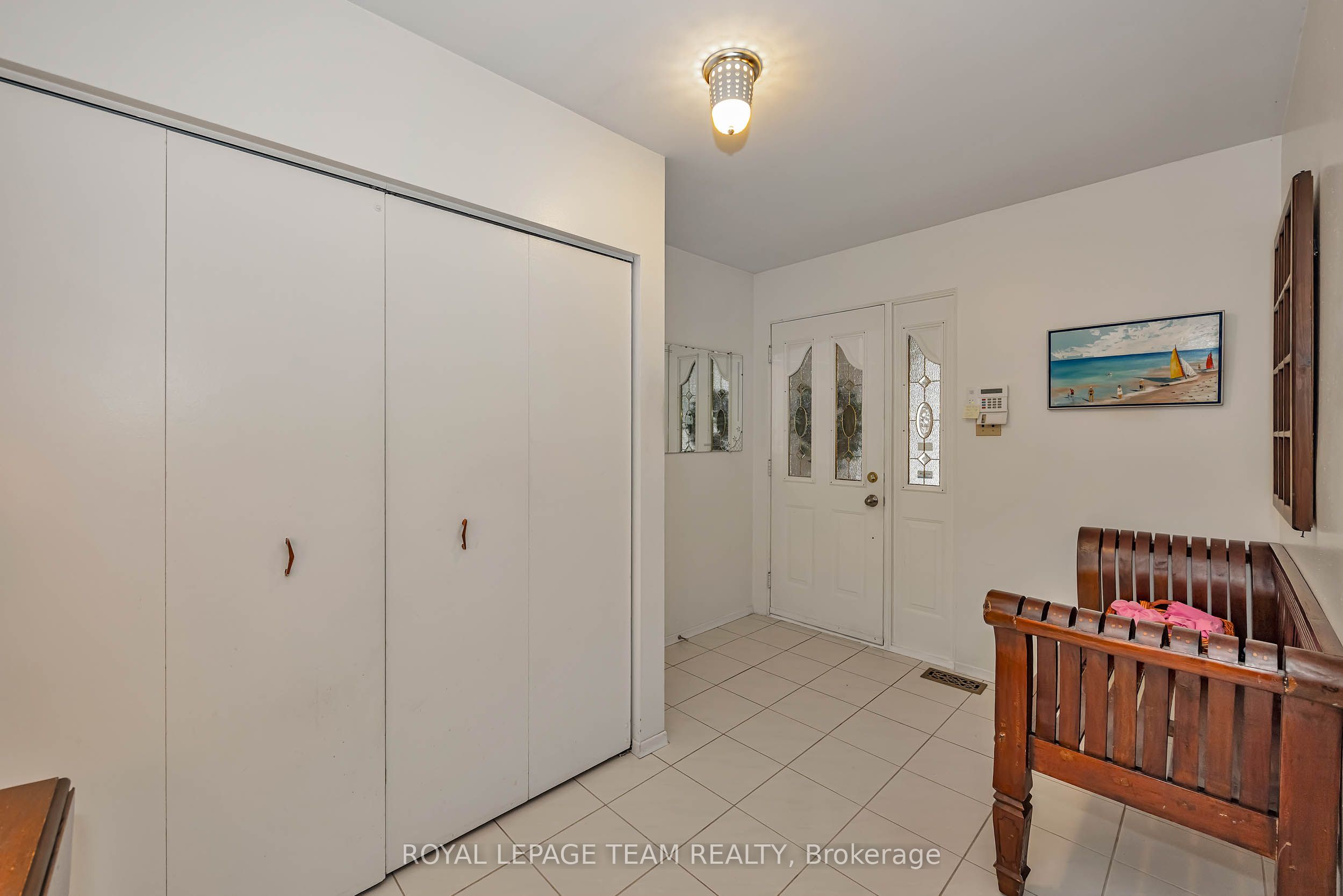 1174 Bonnie Crescent