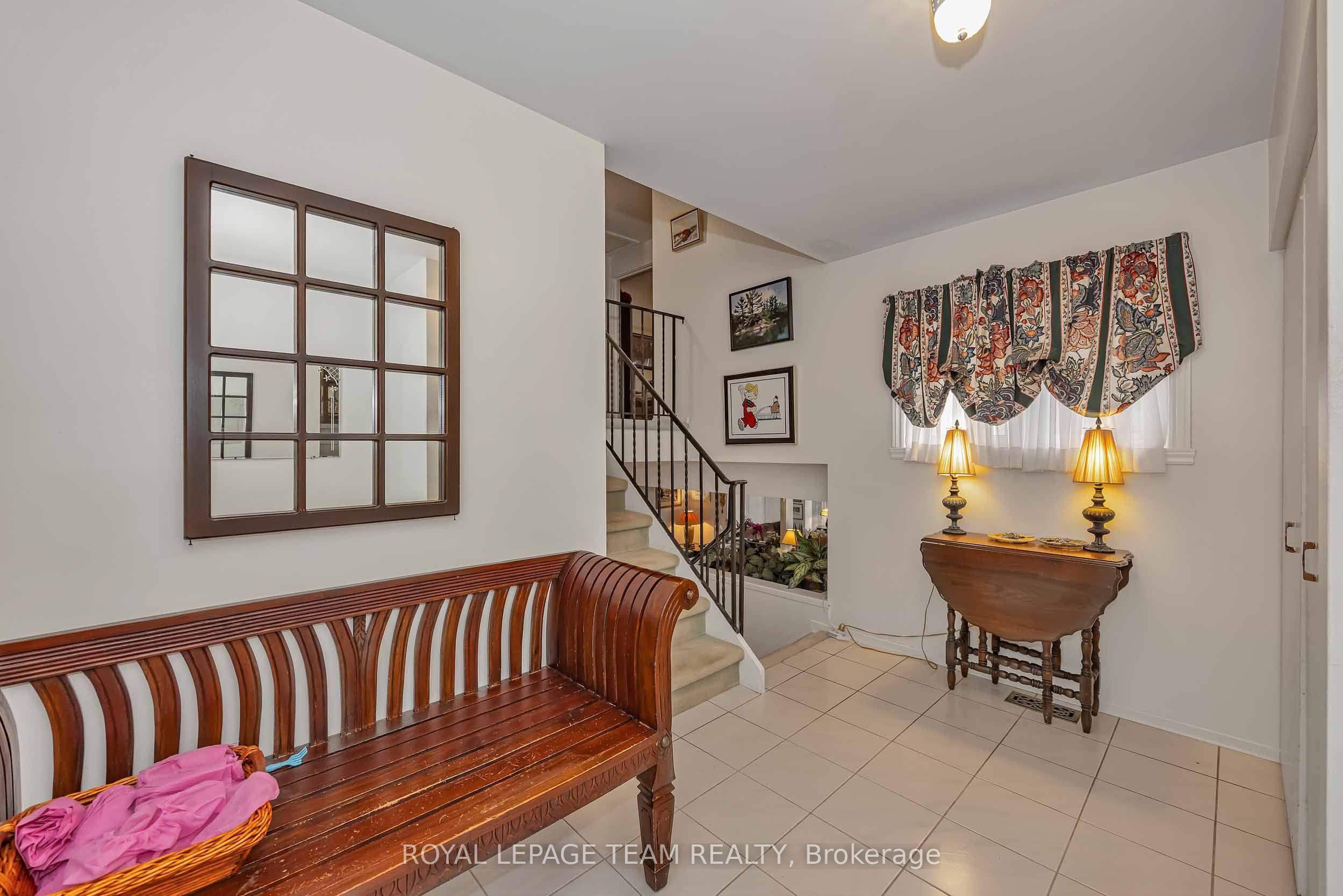1174 Bonnie Crescent