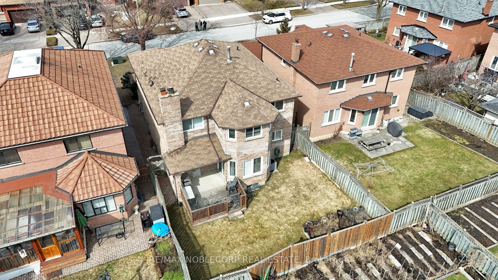 100 Glenn Hawthorne Boulevard S