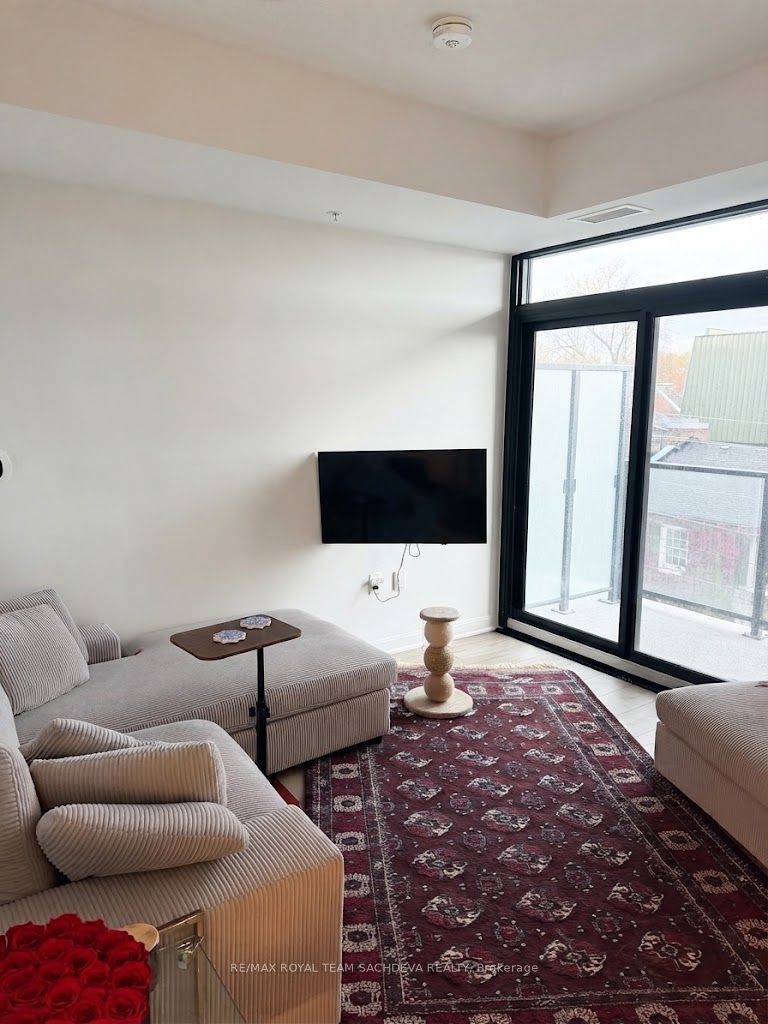 223 Princess Street 424