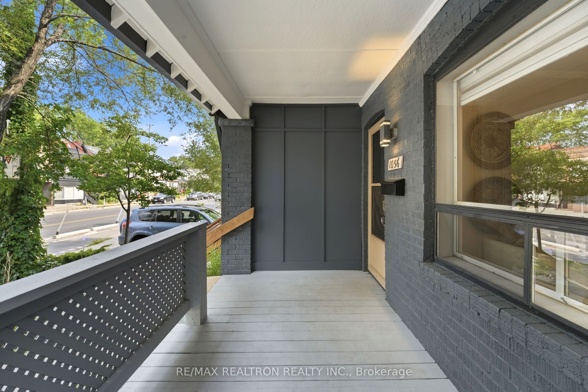 1056 Woodbine Avenue W
