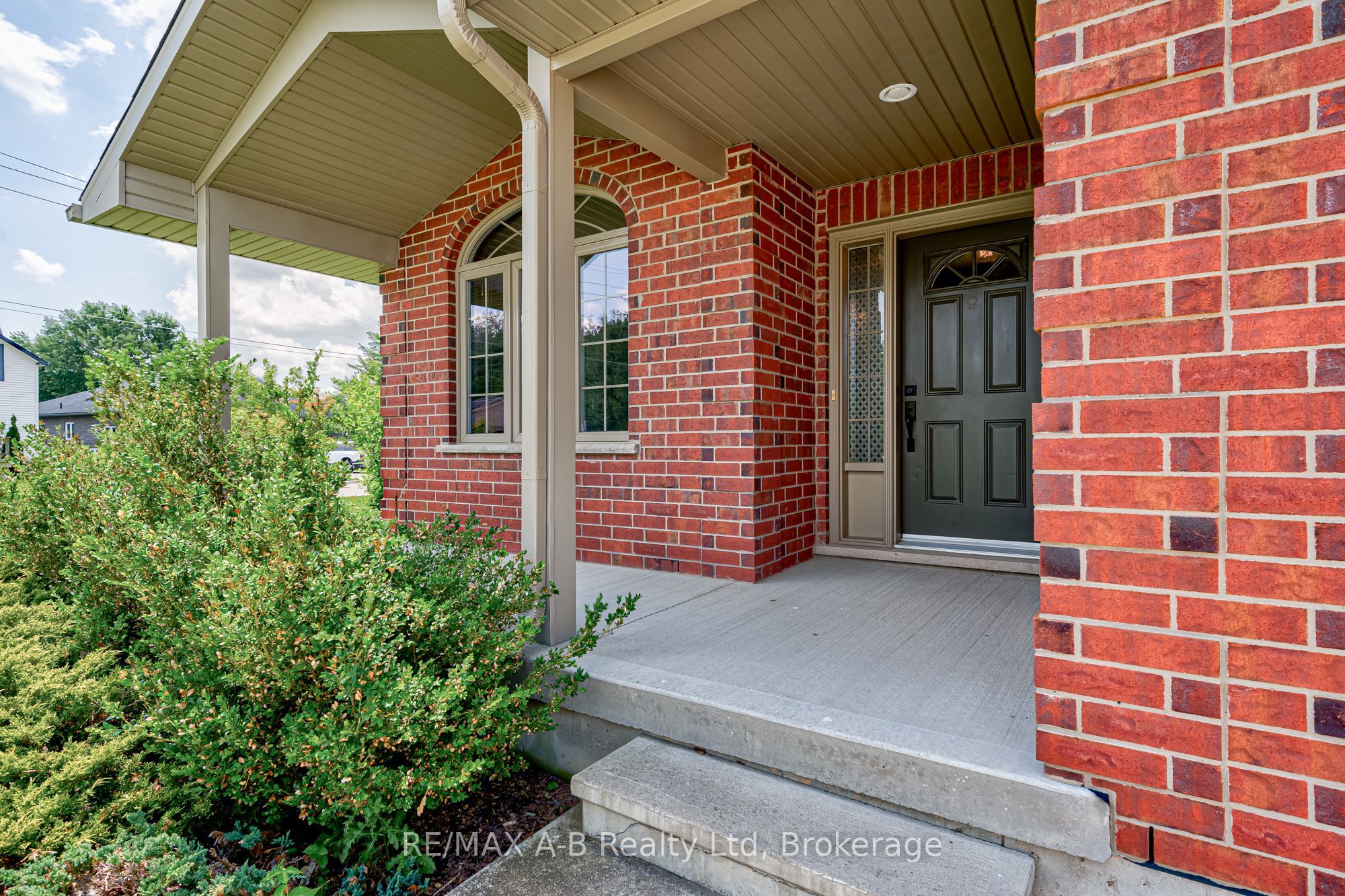 131 Guest Court