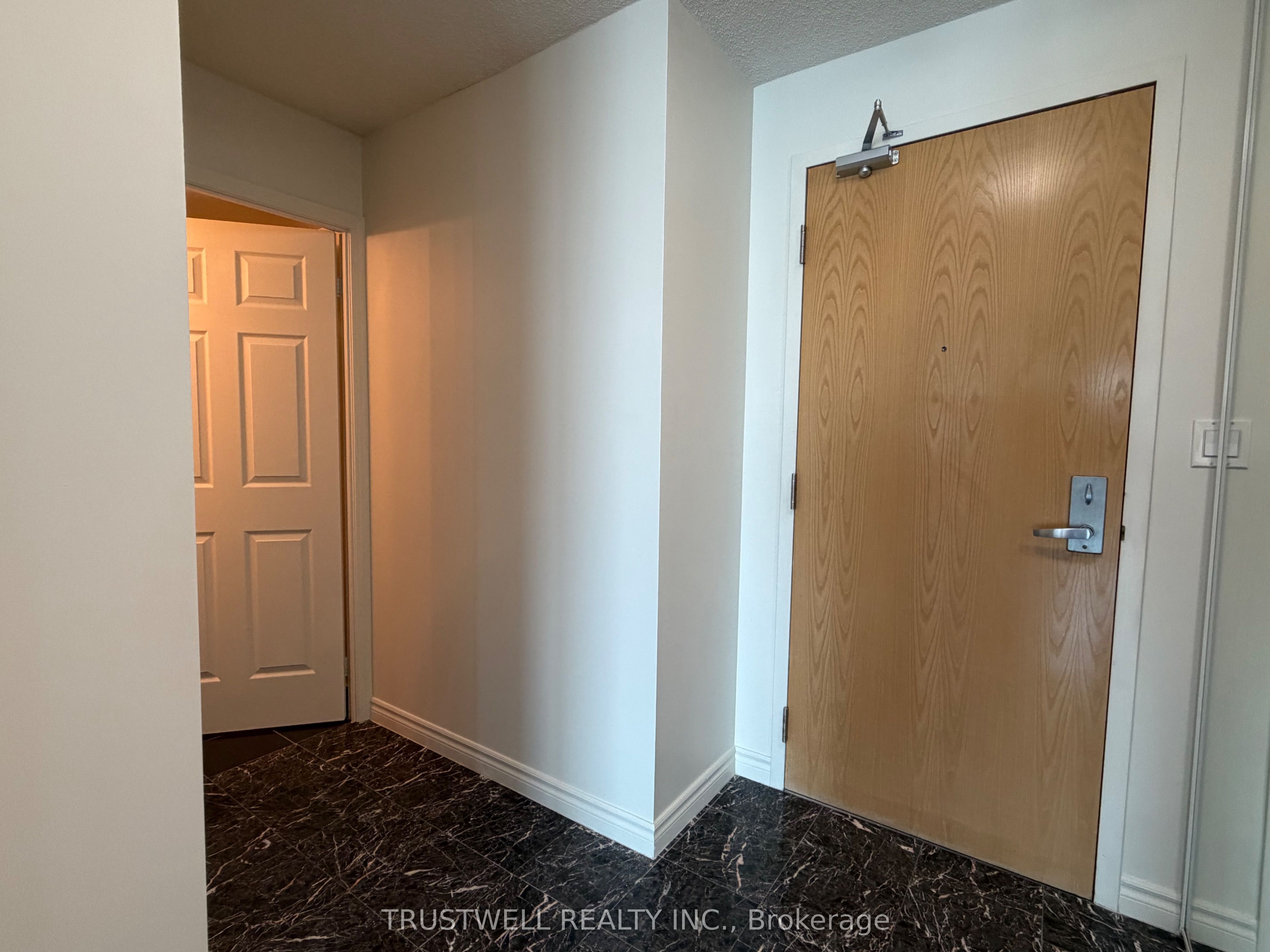 88 Grangeway Avenue 1705