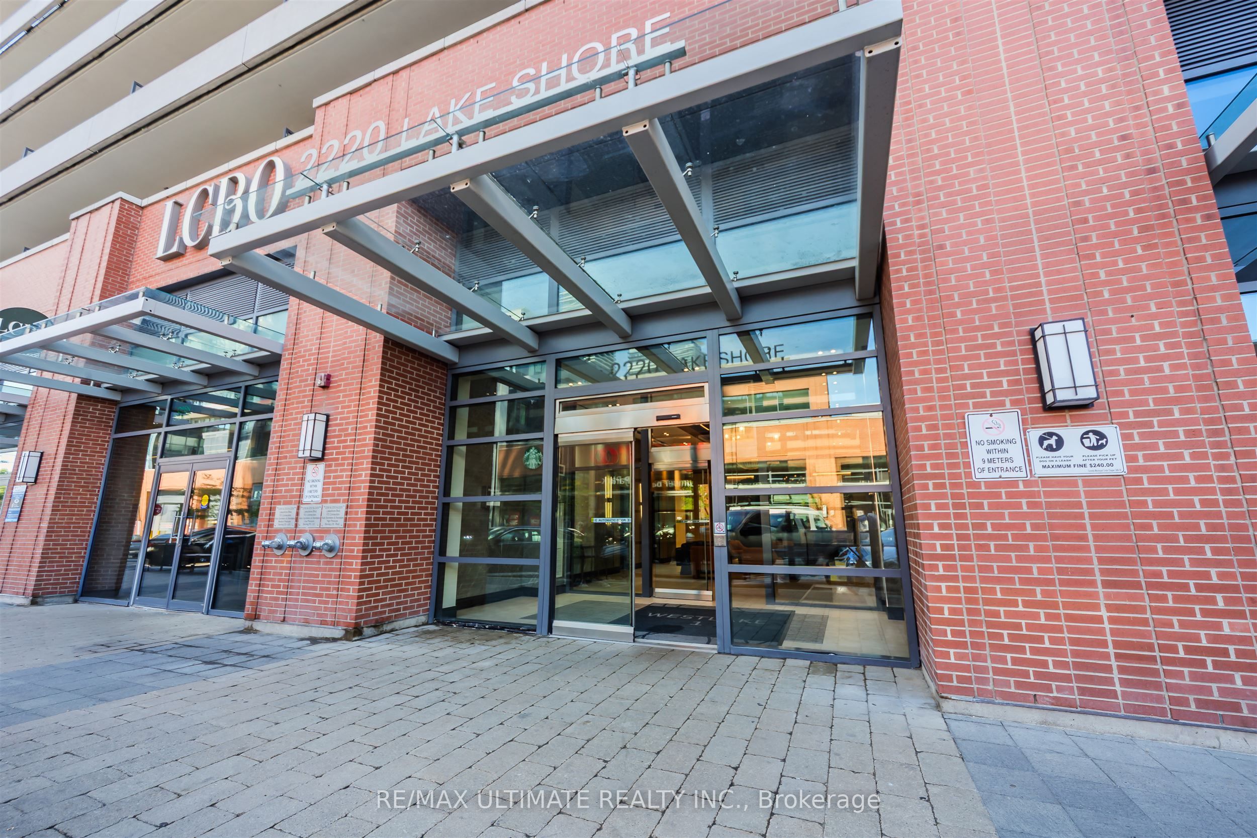 2220 Lake Shore Boulevard W 2706