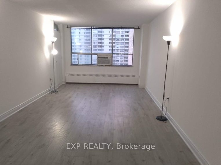 320 Dixon Road 816