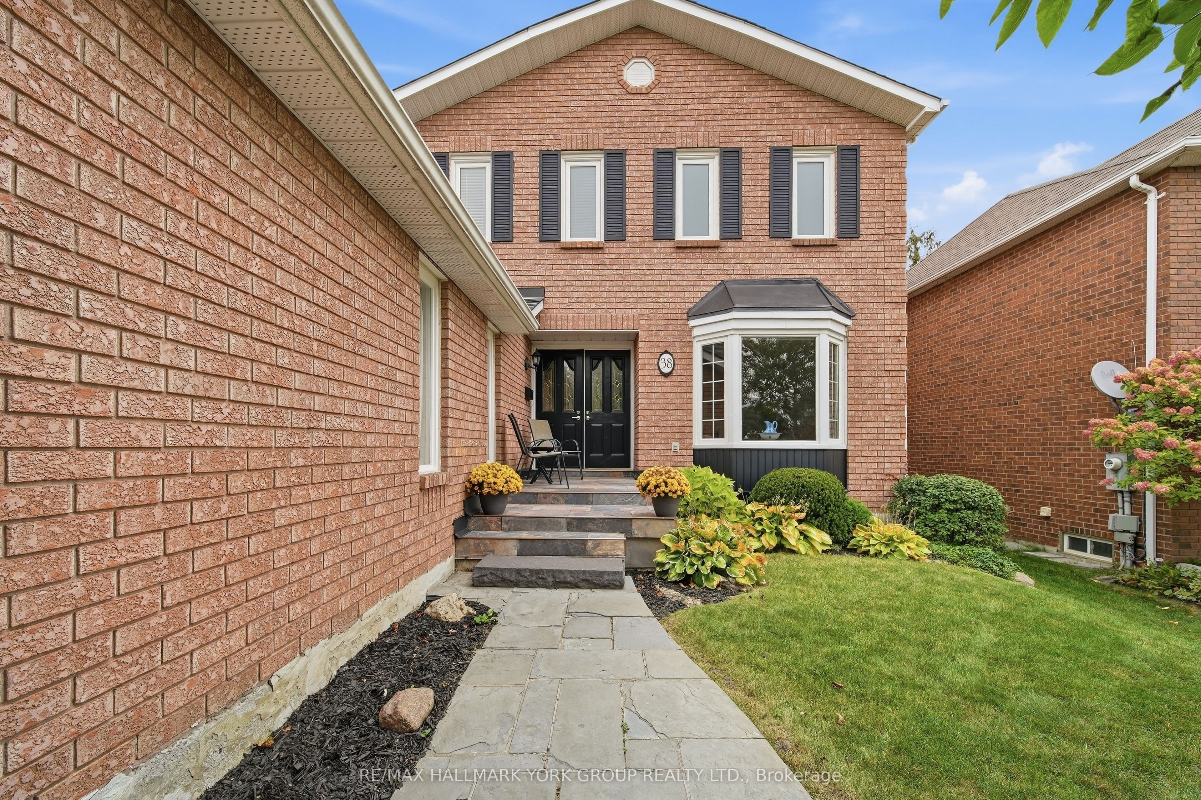 38 Lanewood Drive