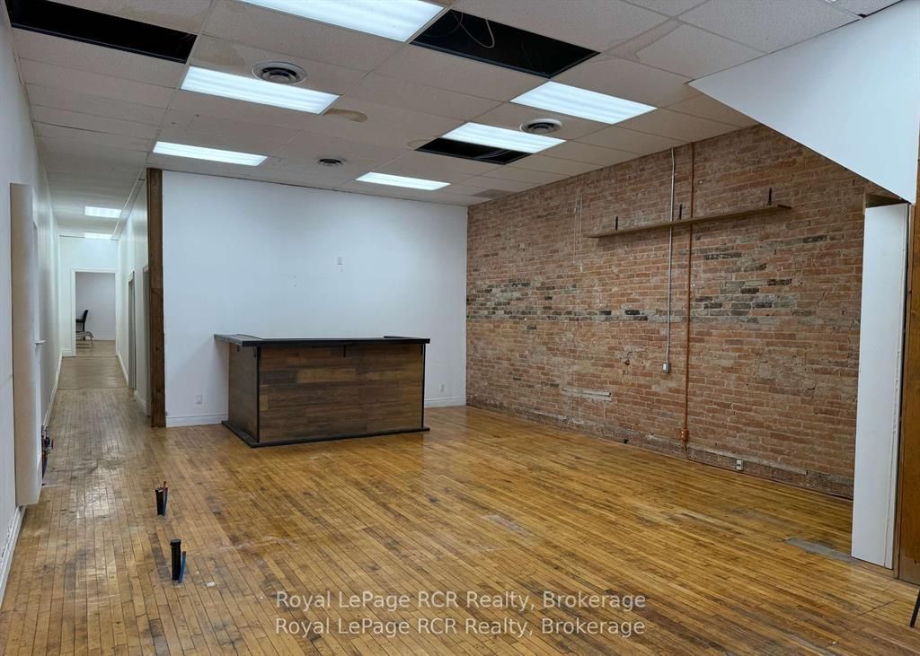 925 & 927 2ND Avenue E