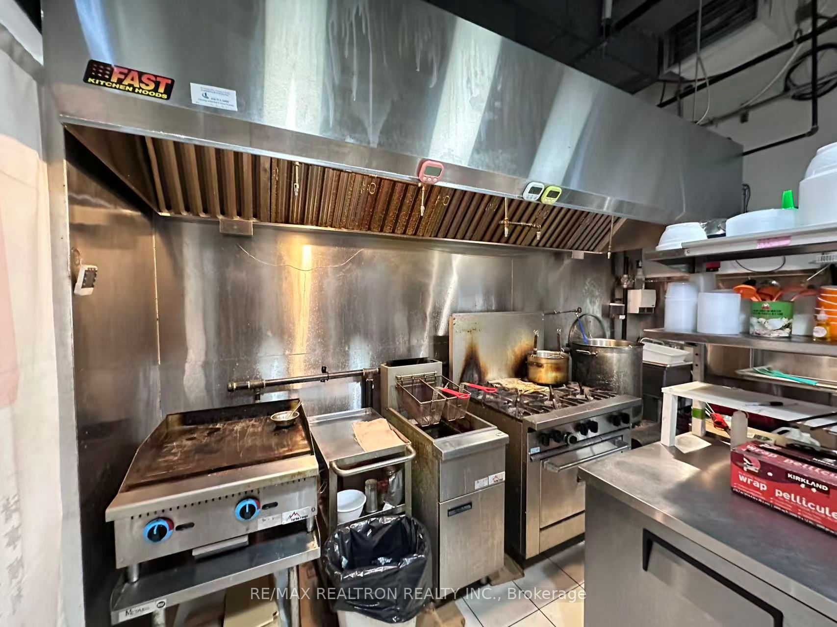7181 Yonge Street 247