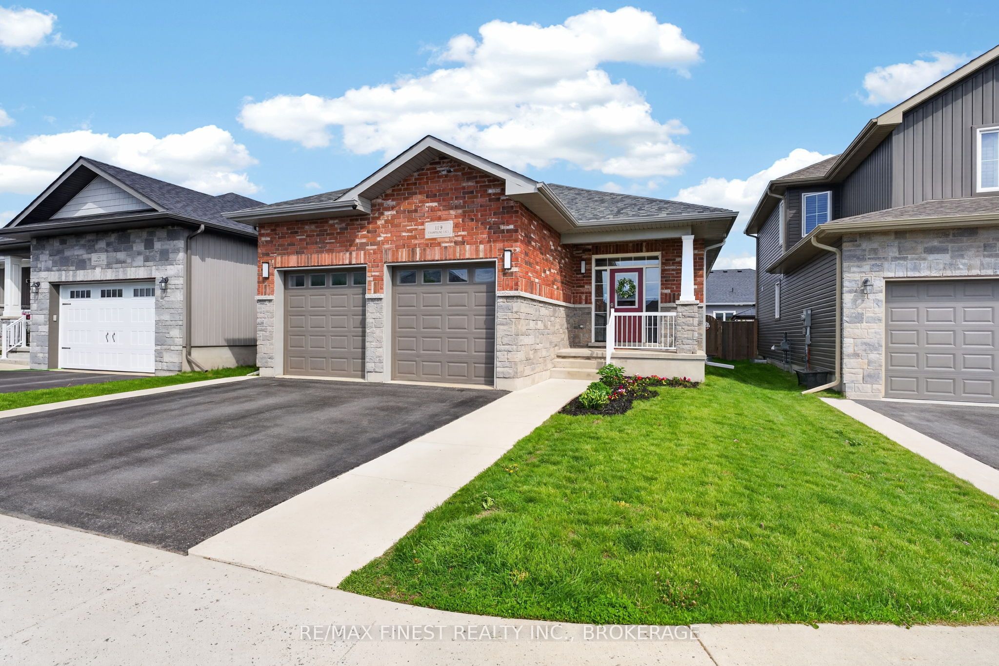 119 Champagne Crescent
