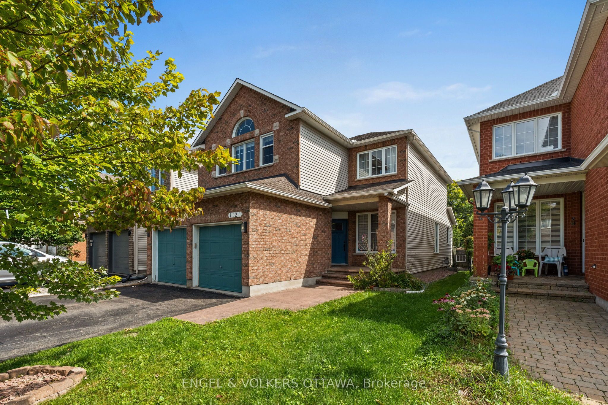 1121 Rocky Harbour Crescent