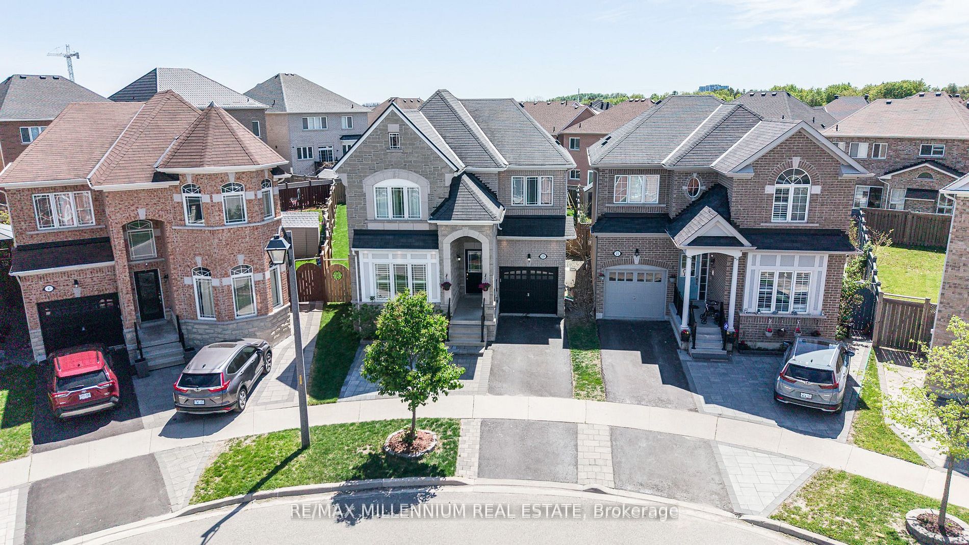 19 Bellotti Crescent