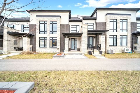 202 Coronation Road Whitby ON L1P 0H7