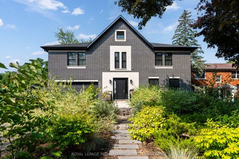 124 Churchill Crescent Kingston ON K7L 4N2