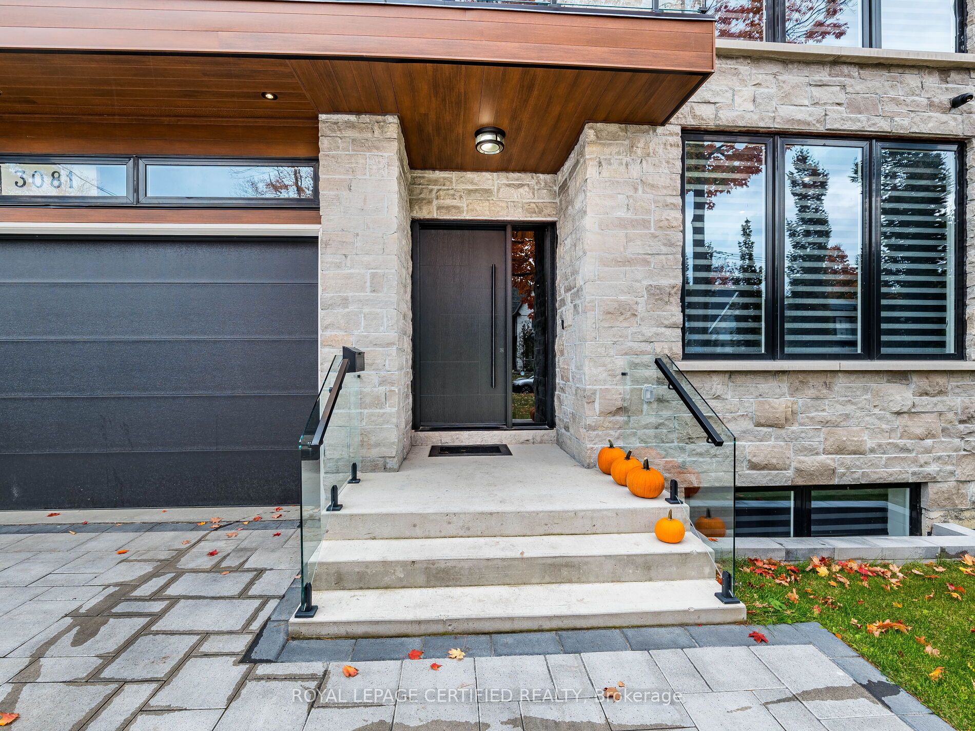 3081 Grenville Drive