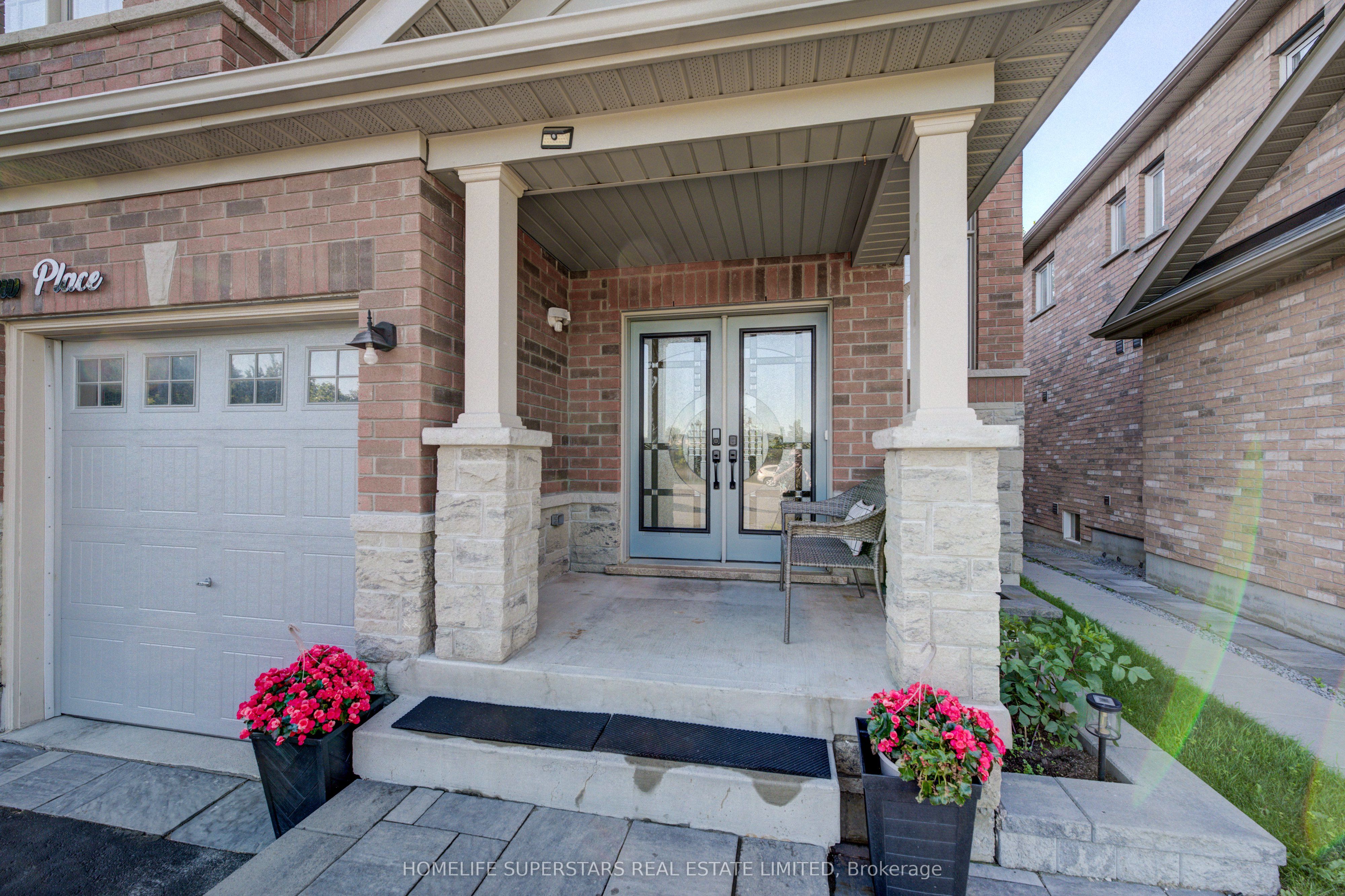 27 Upperview Place
