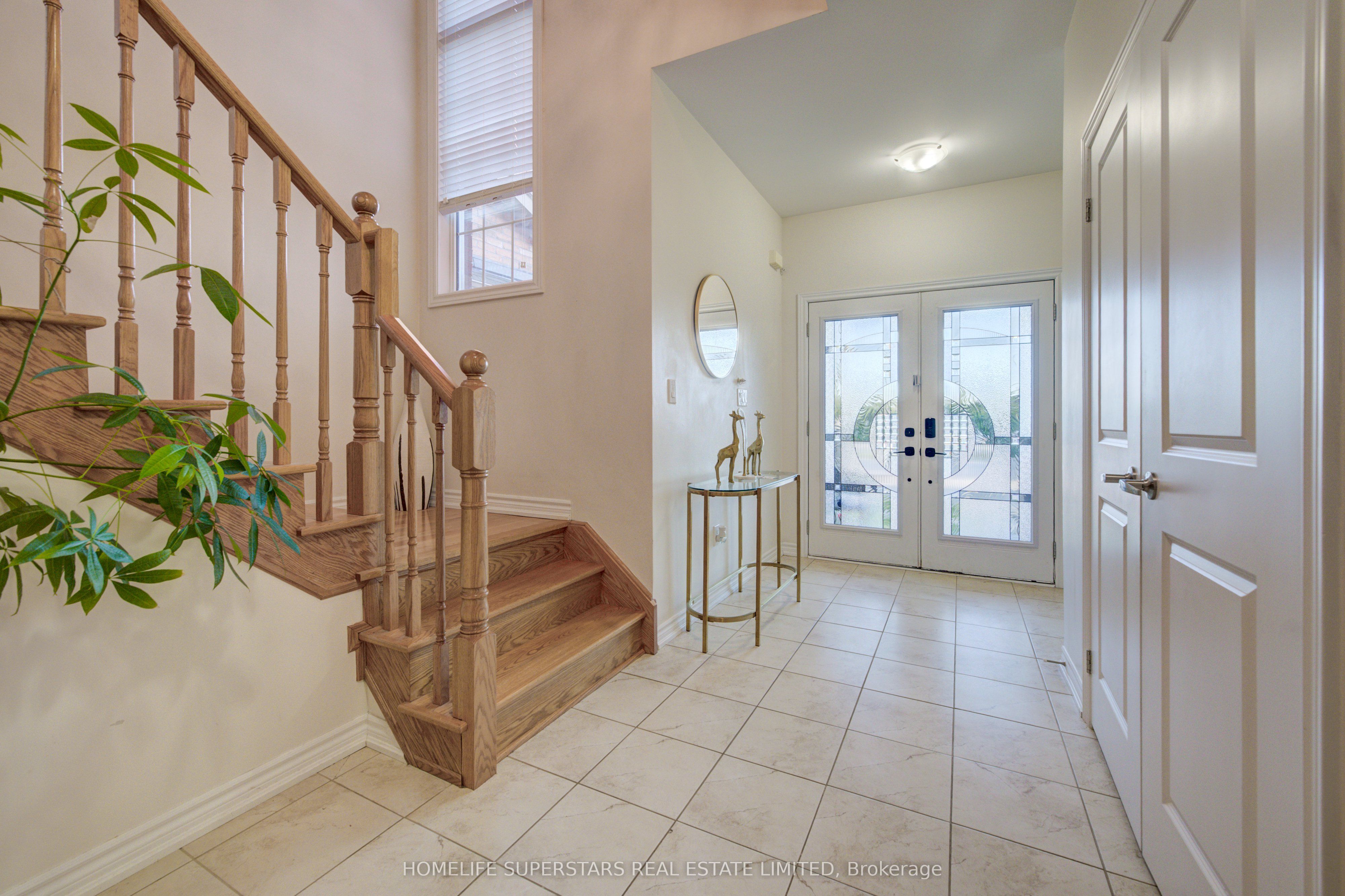 27 Upperview Place