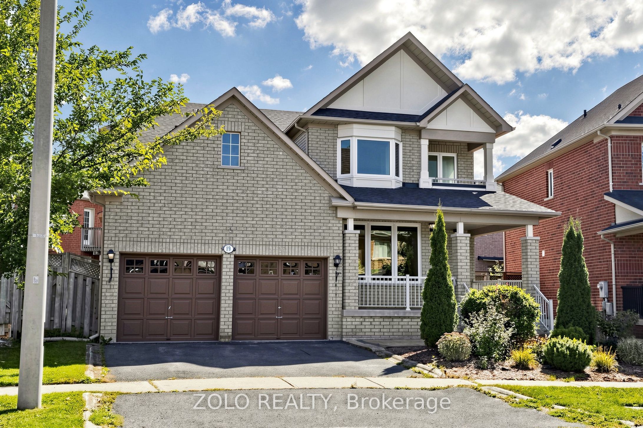 19 Waldron Crescent