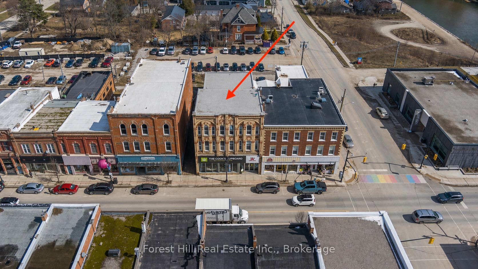 29 SYKES Street N