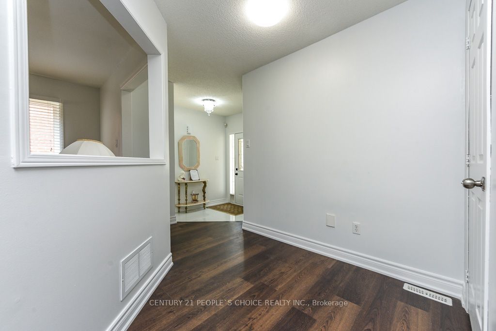 6 Sunny Glen Crescent