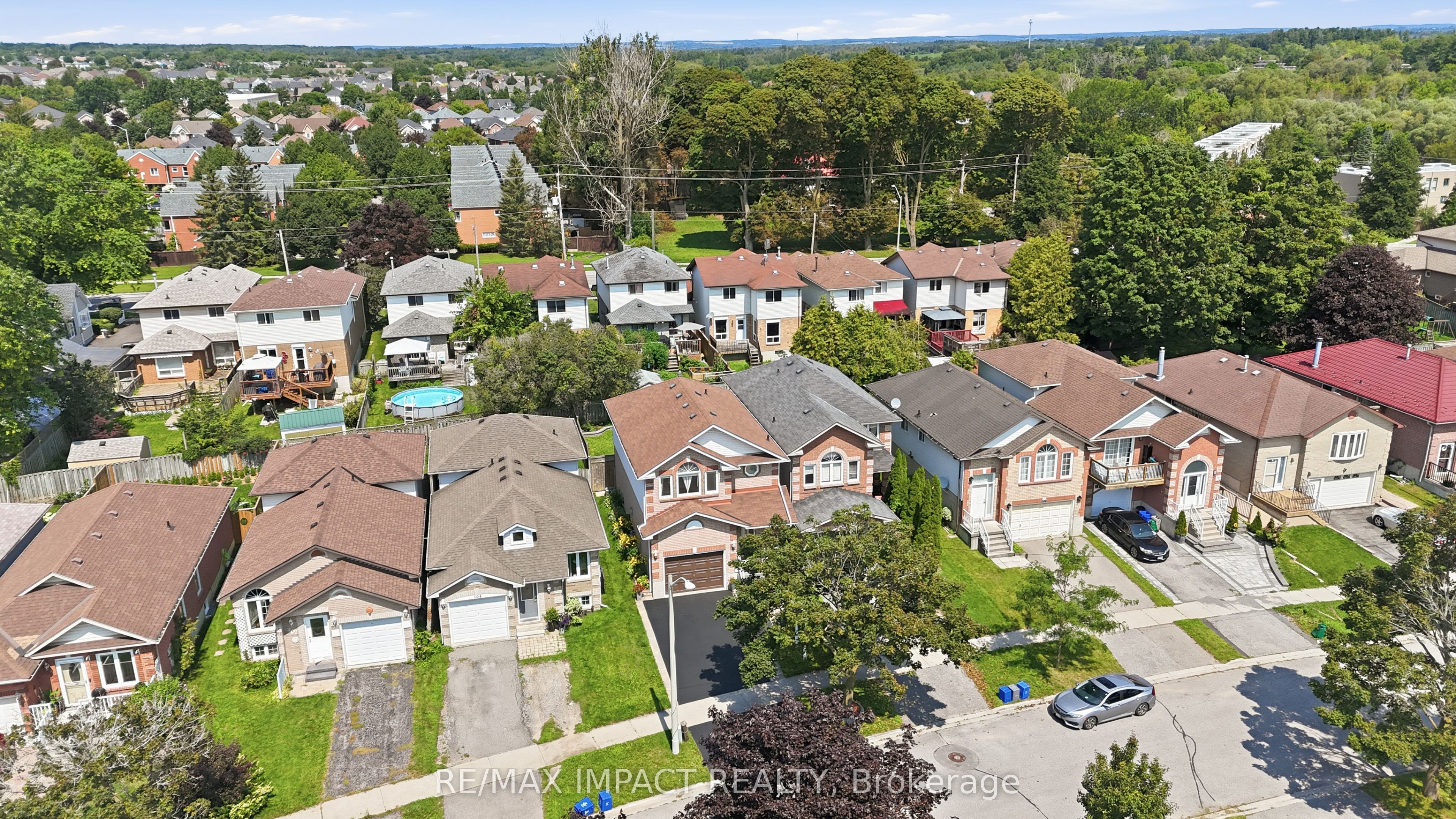 106 Mcfeeters Crescent