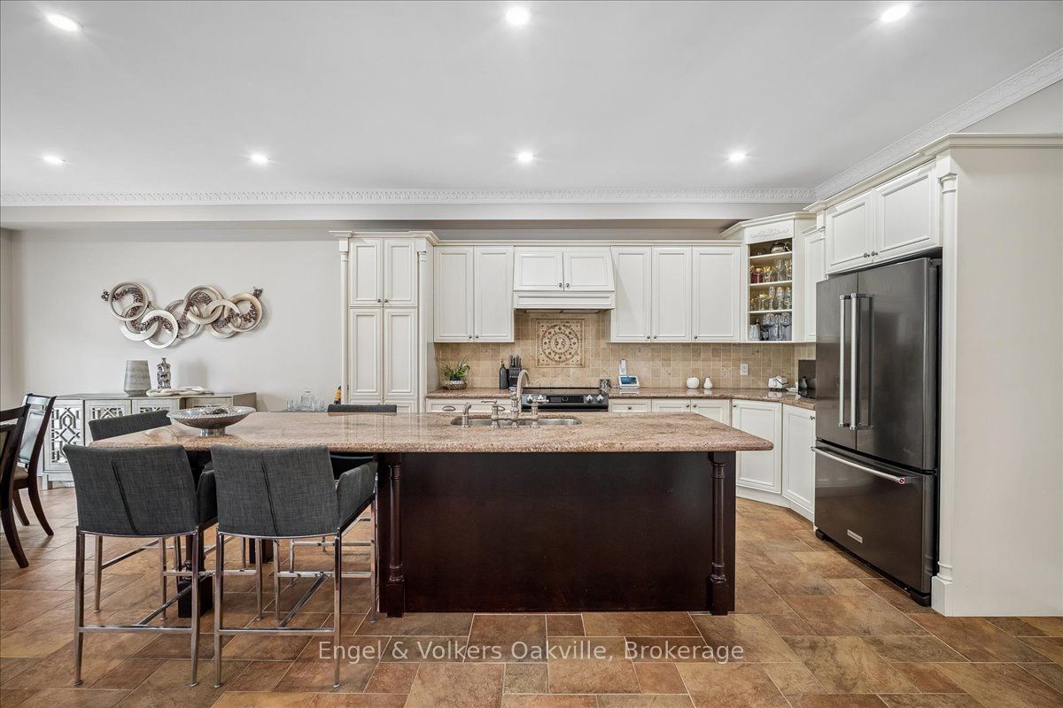 5113 Celebration Drive
