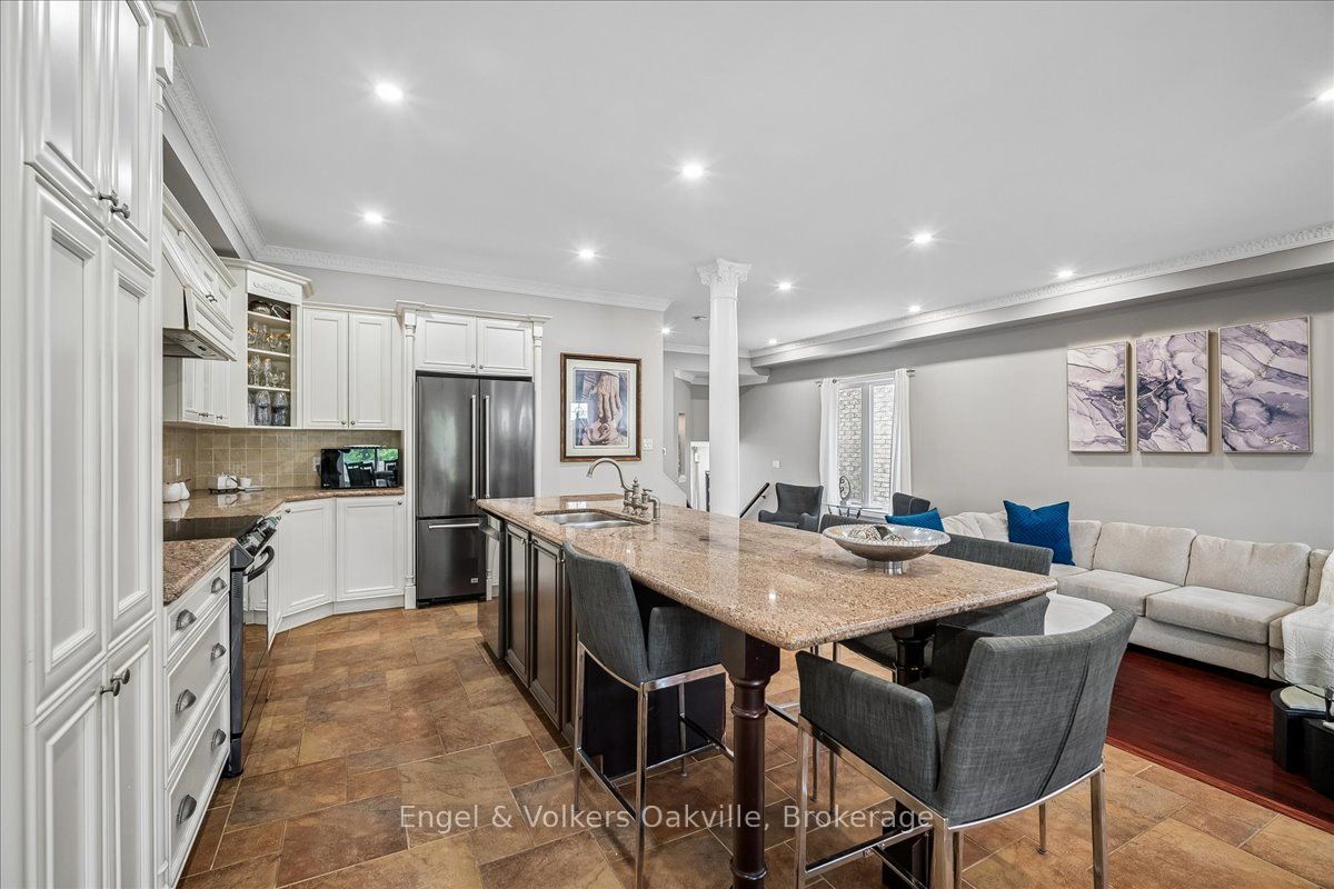 5113 Celebration Drive