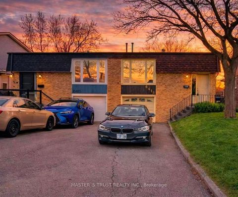 6411 Chaumont Crescent Mississauga ON L5N 2M7