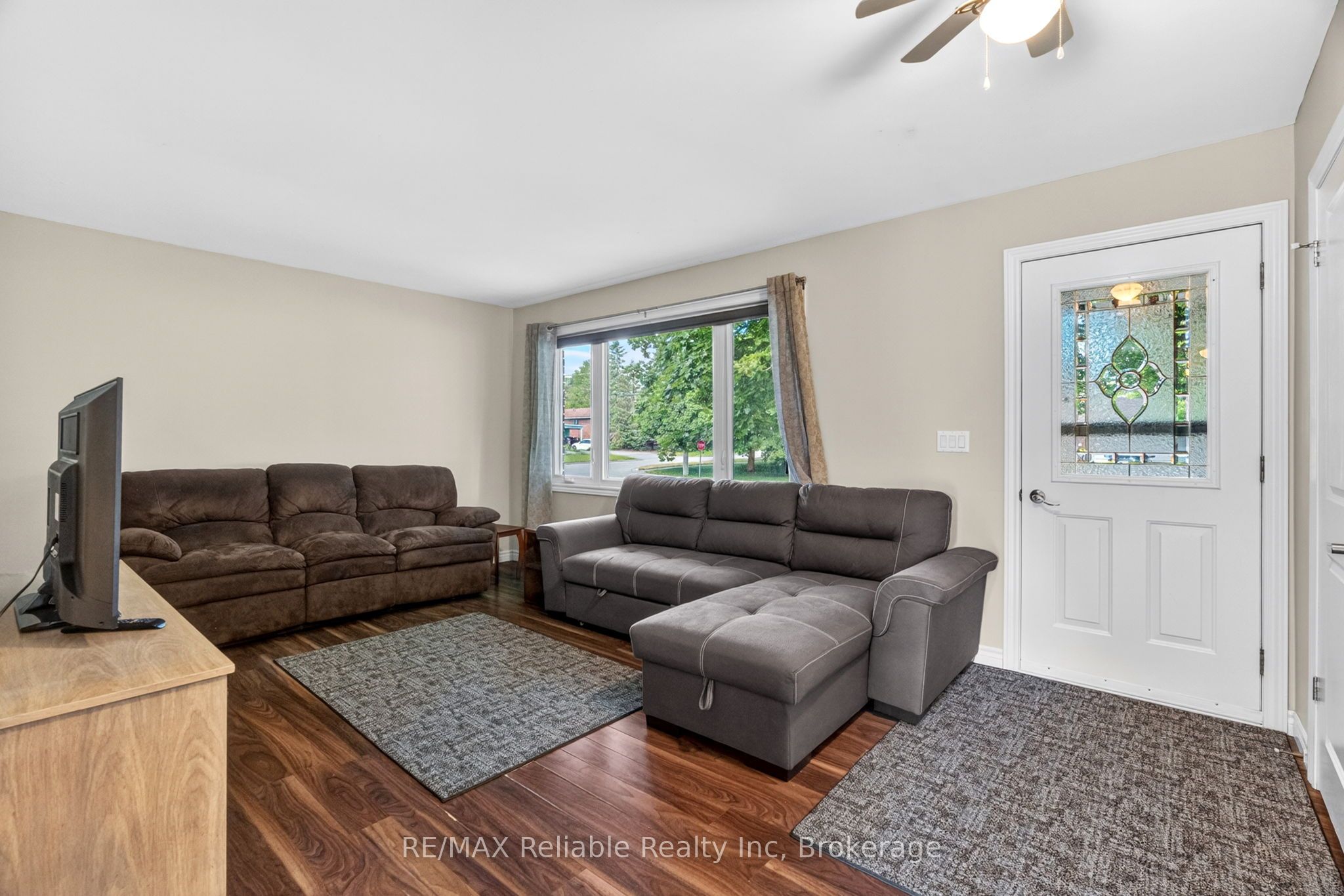 182 Jarvis Street S