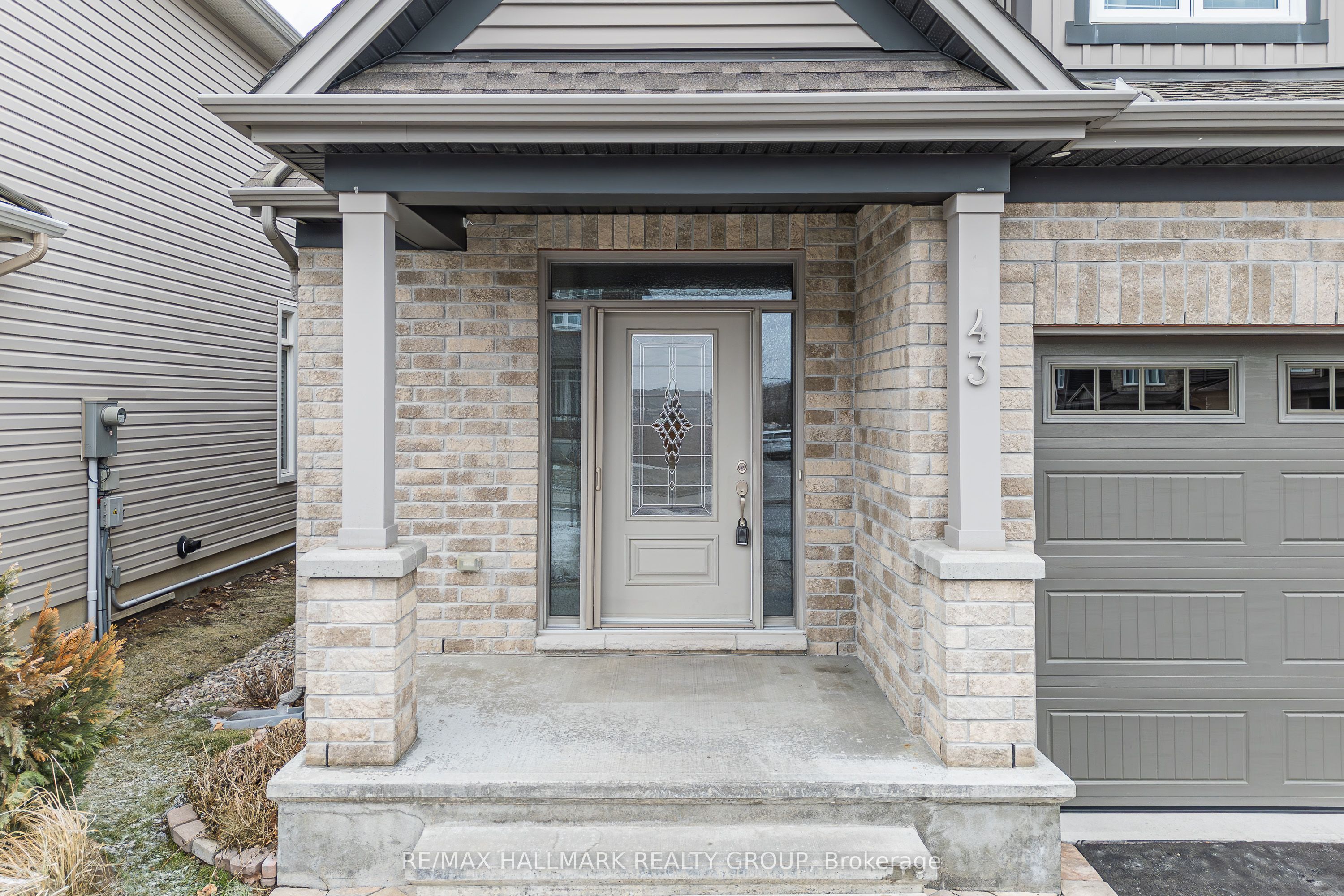 43 Cento Way