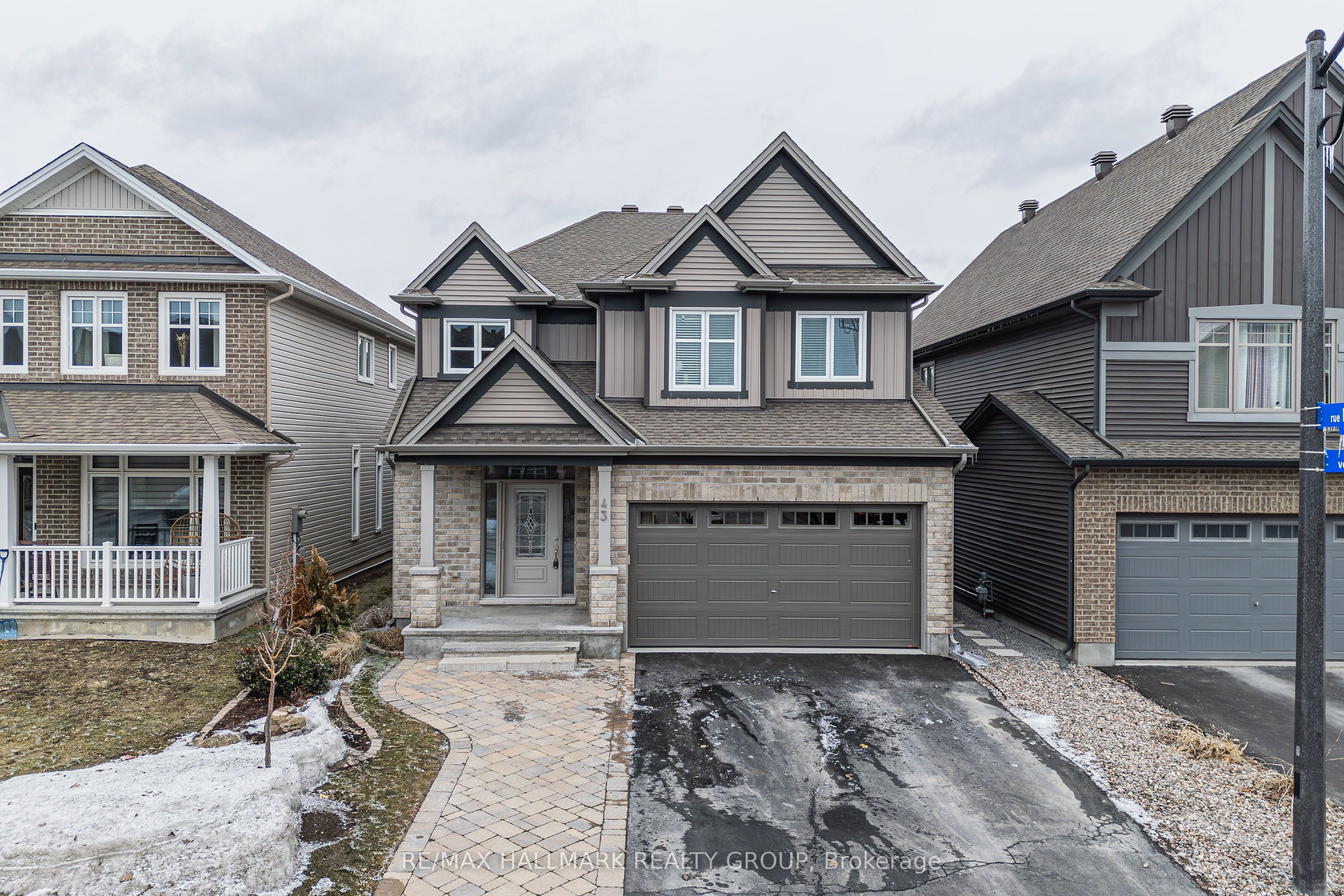 43 Cento Way