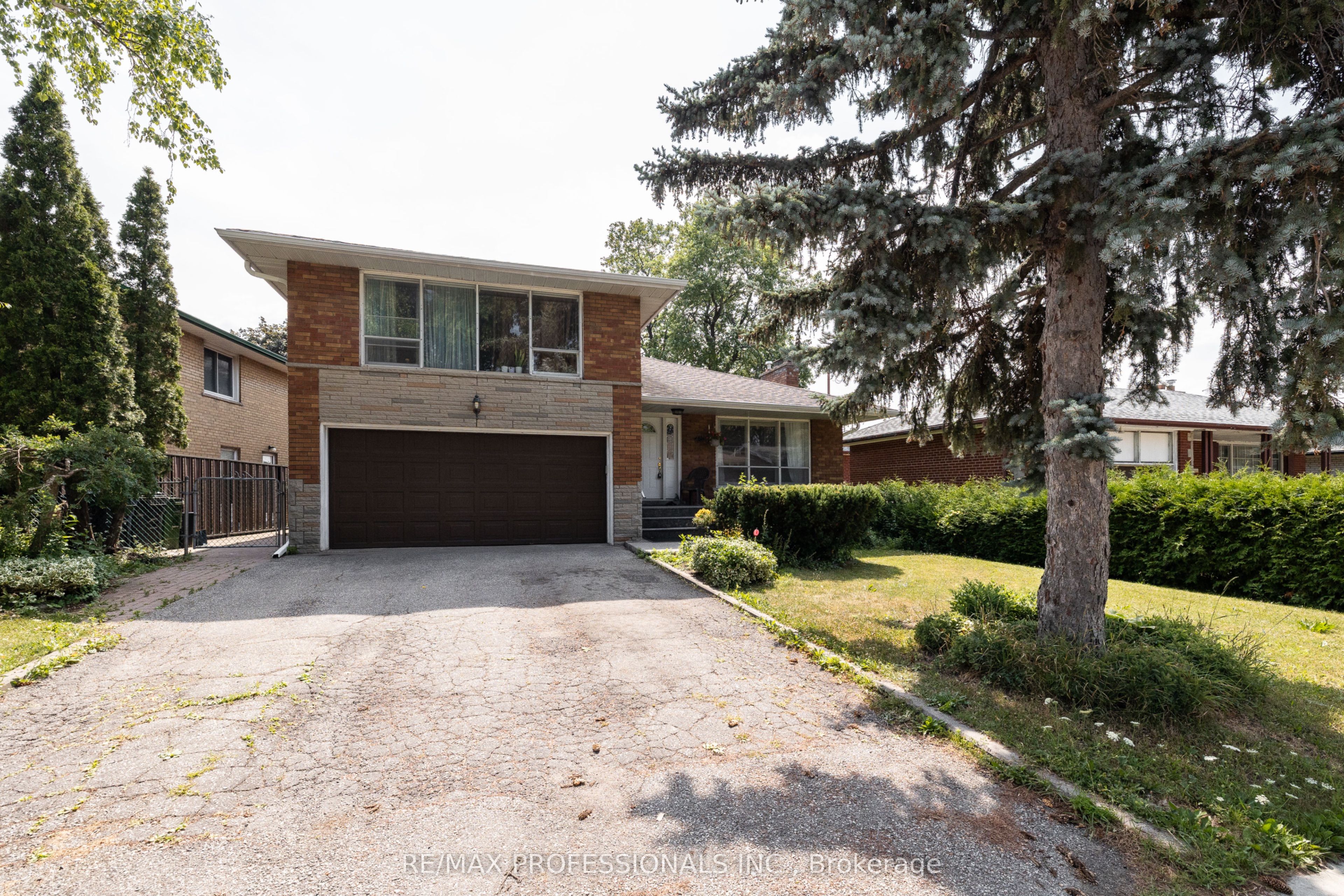 48 Dalegrove Crescent