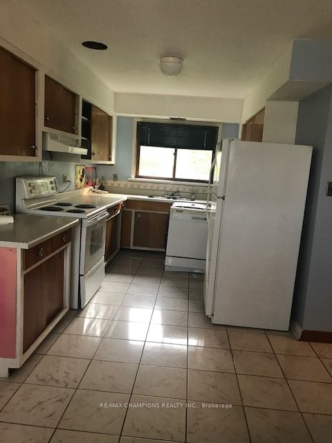 12112 Hurontario Street