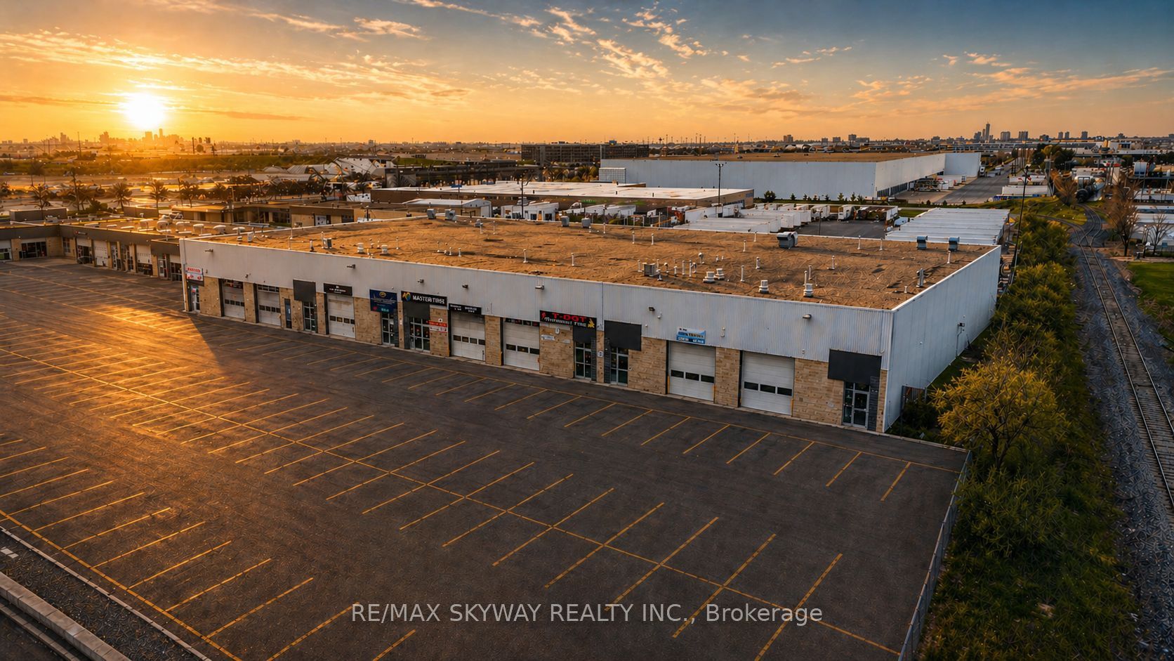 2070 Steeles Avenue E 20
