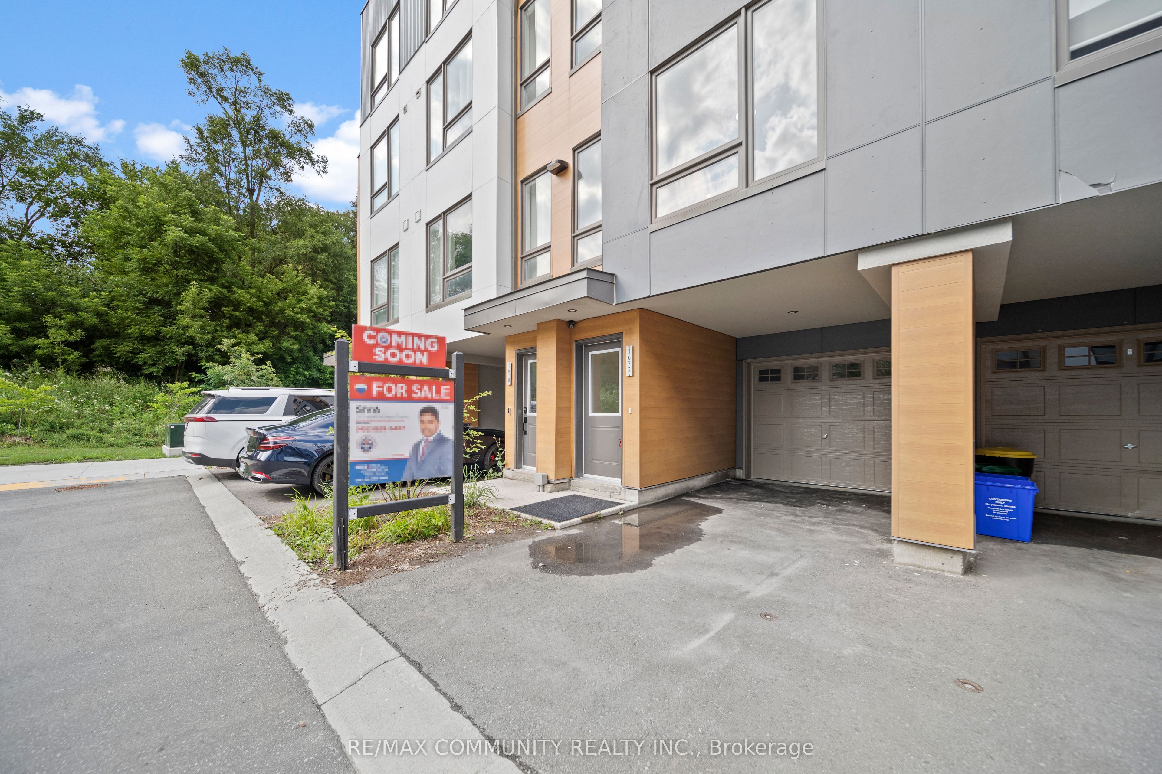 1672 Pleasure Valley Path N