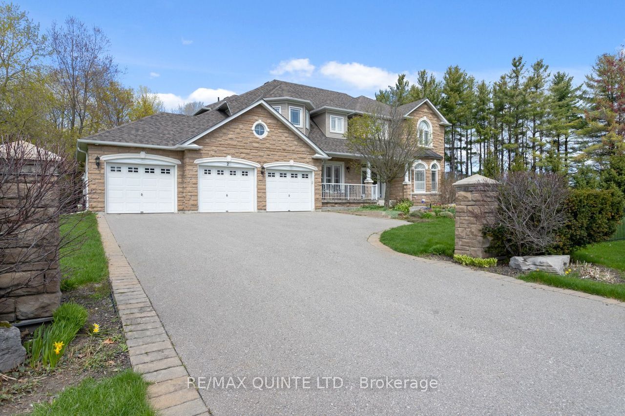 2 Treeview Avenue