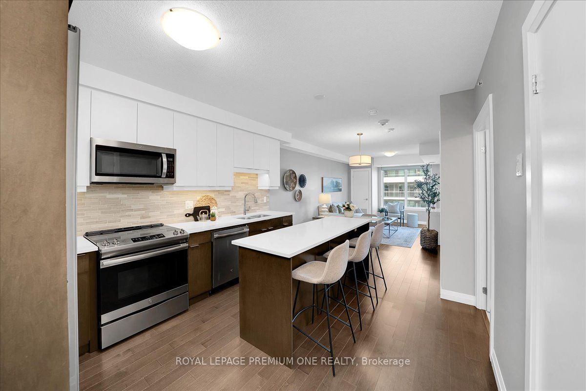 63 Arthur Street S 611