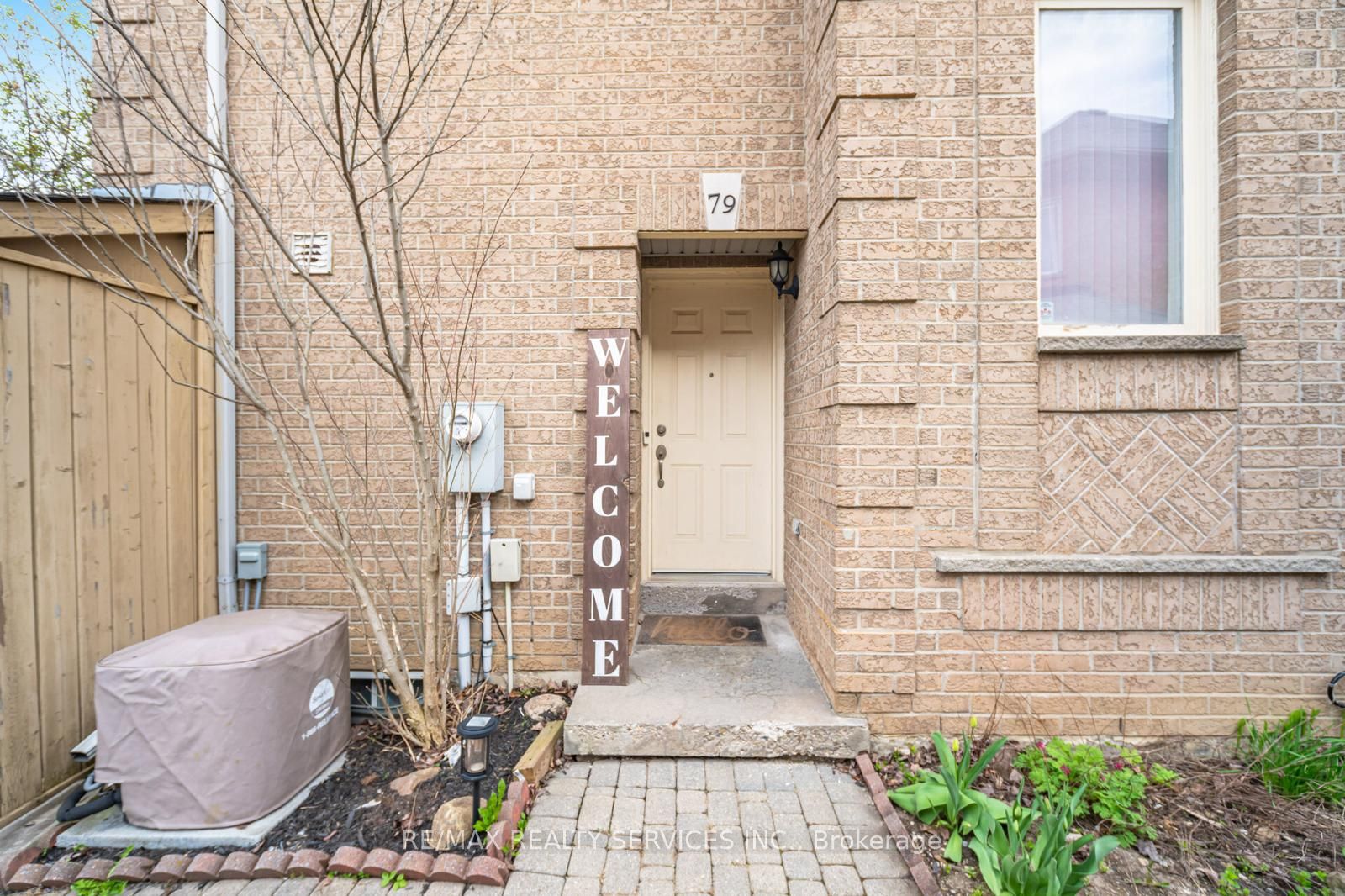 79 Pressed Brick Drive